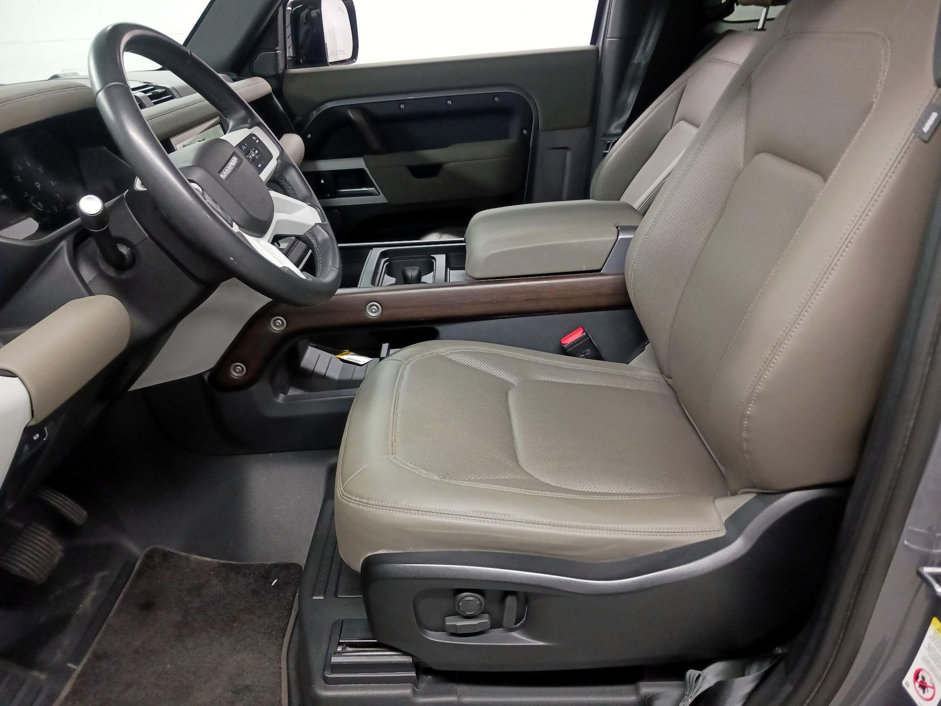 Thumbnail: 2023 Land Rover Defender - 11