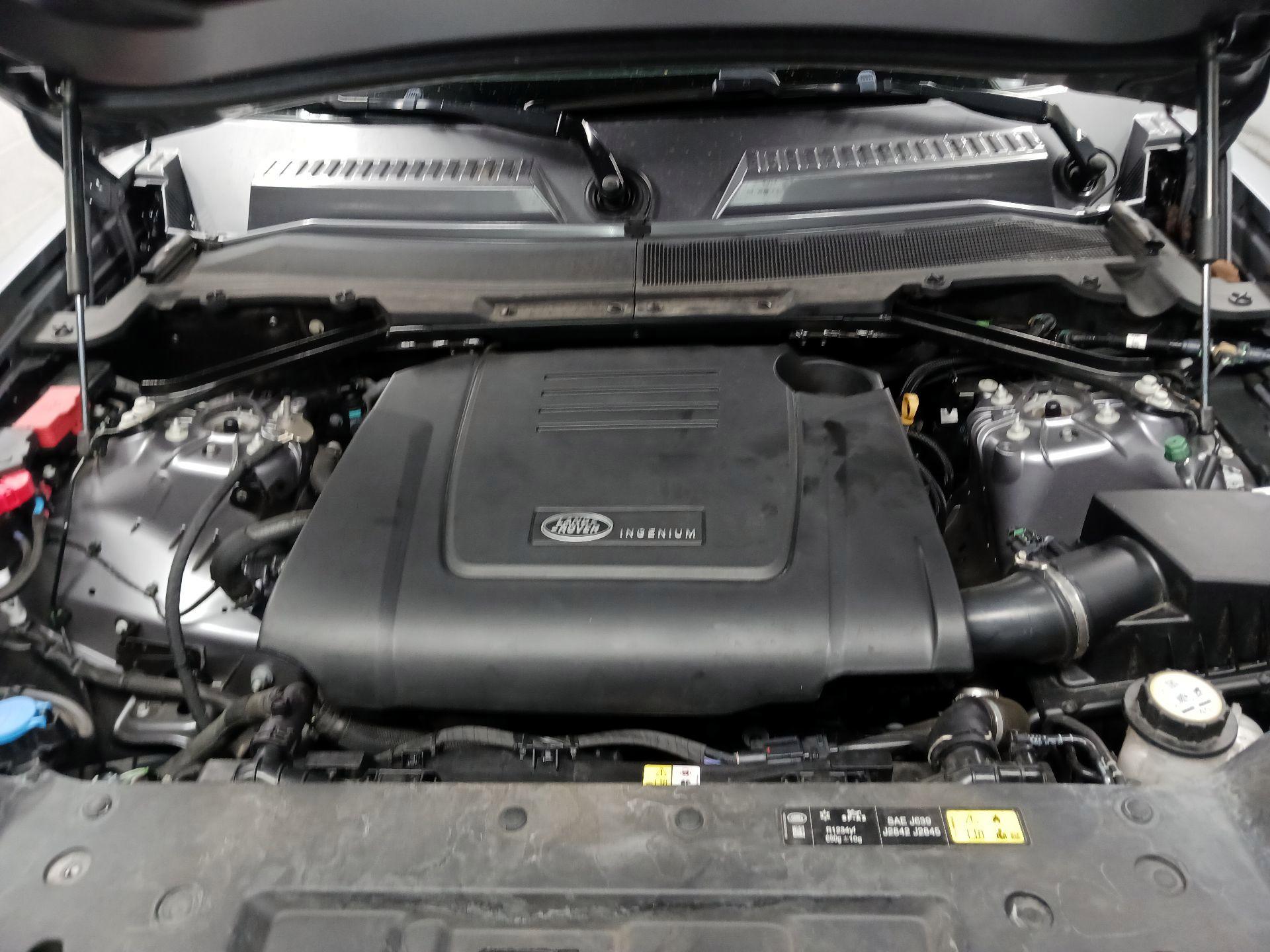 Thumbnail: 2023 Land Rover Defender - 17