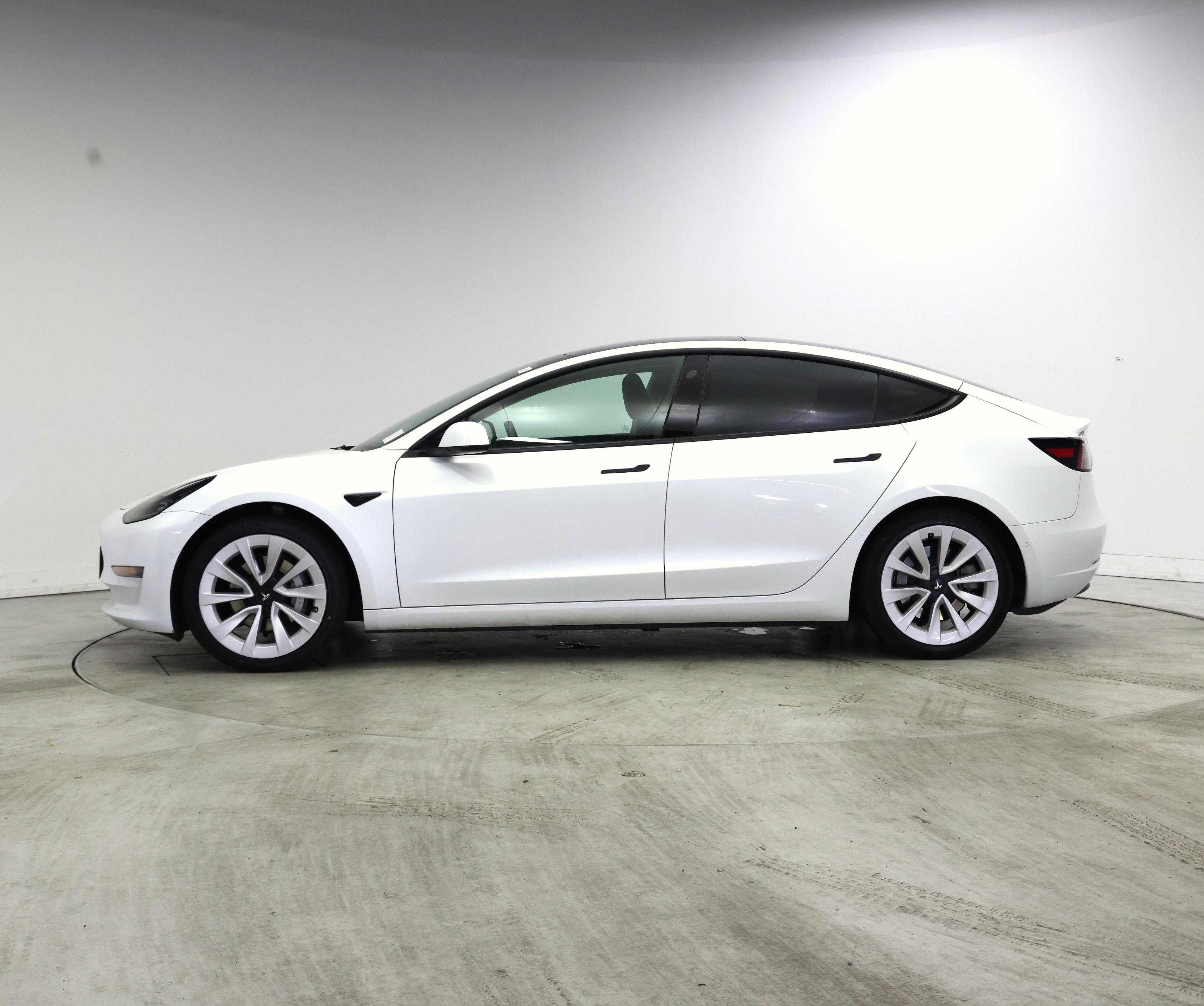 Thumbnail: 2021 Tesla Model 3 - 3