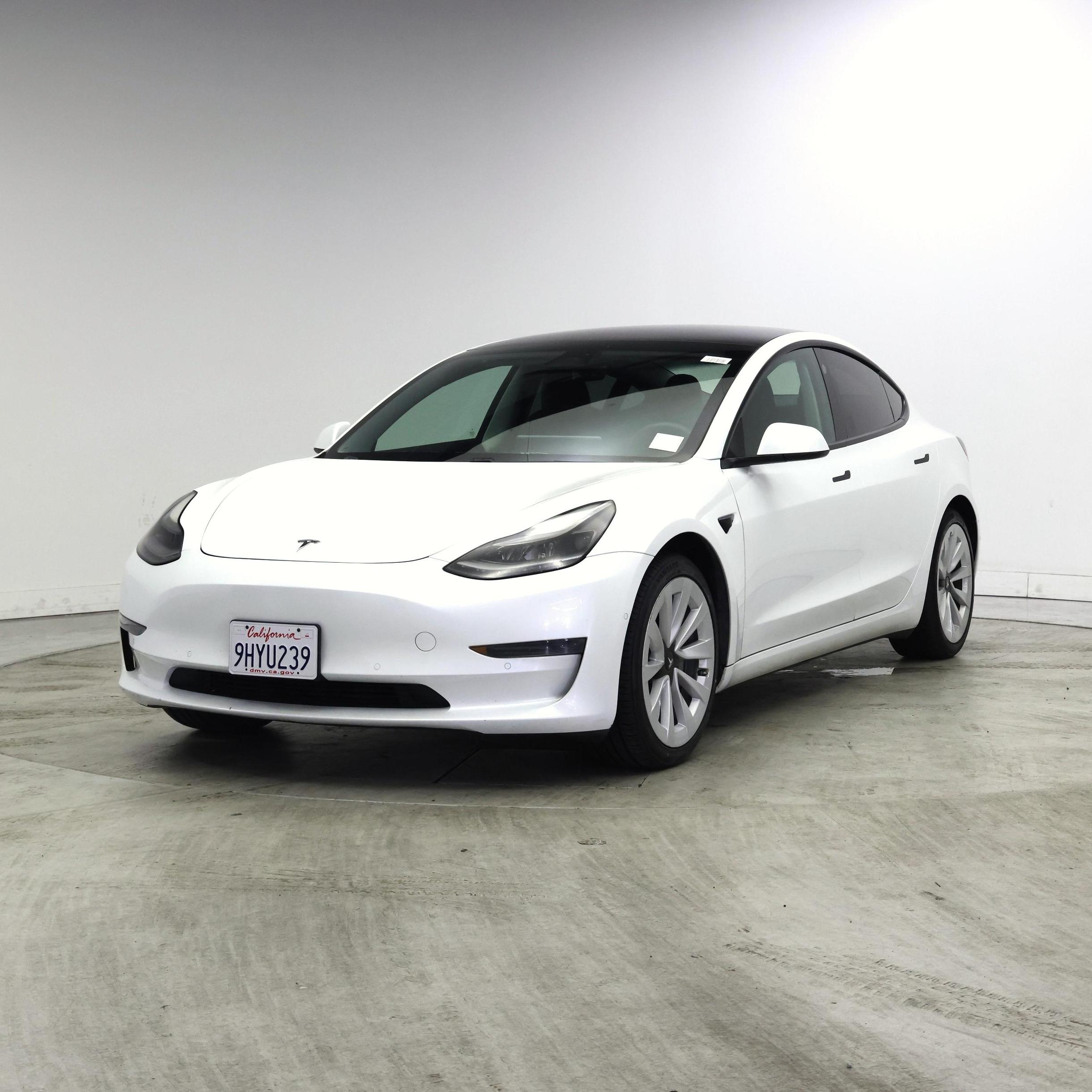Thumbnail: 2021 Tesla Model 3 - 4
