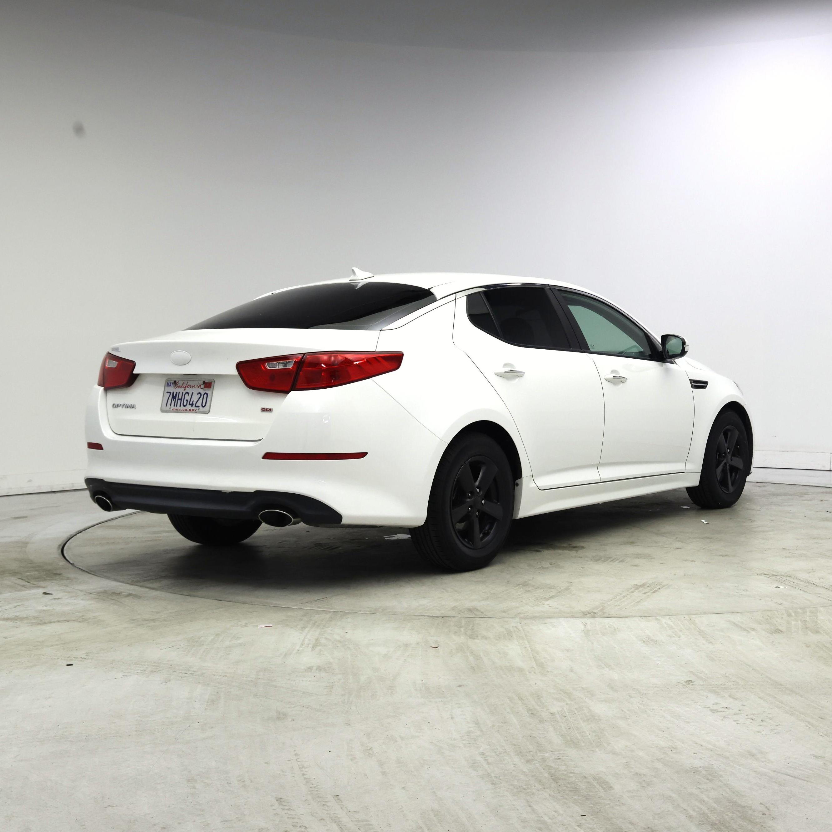 Thumbnail: 2015 Kia Optima - 8