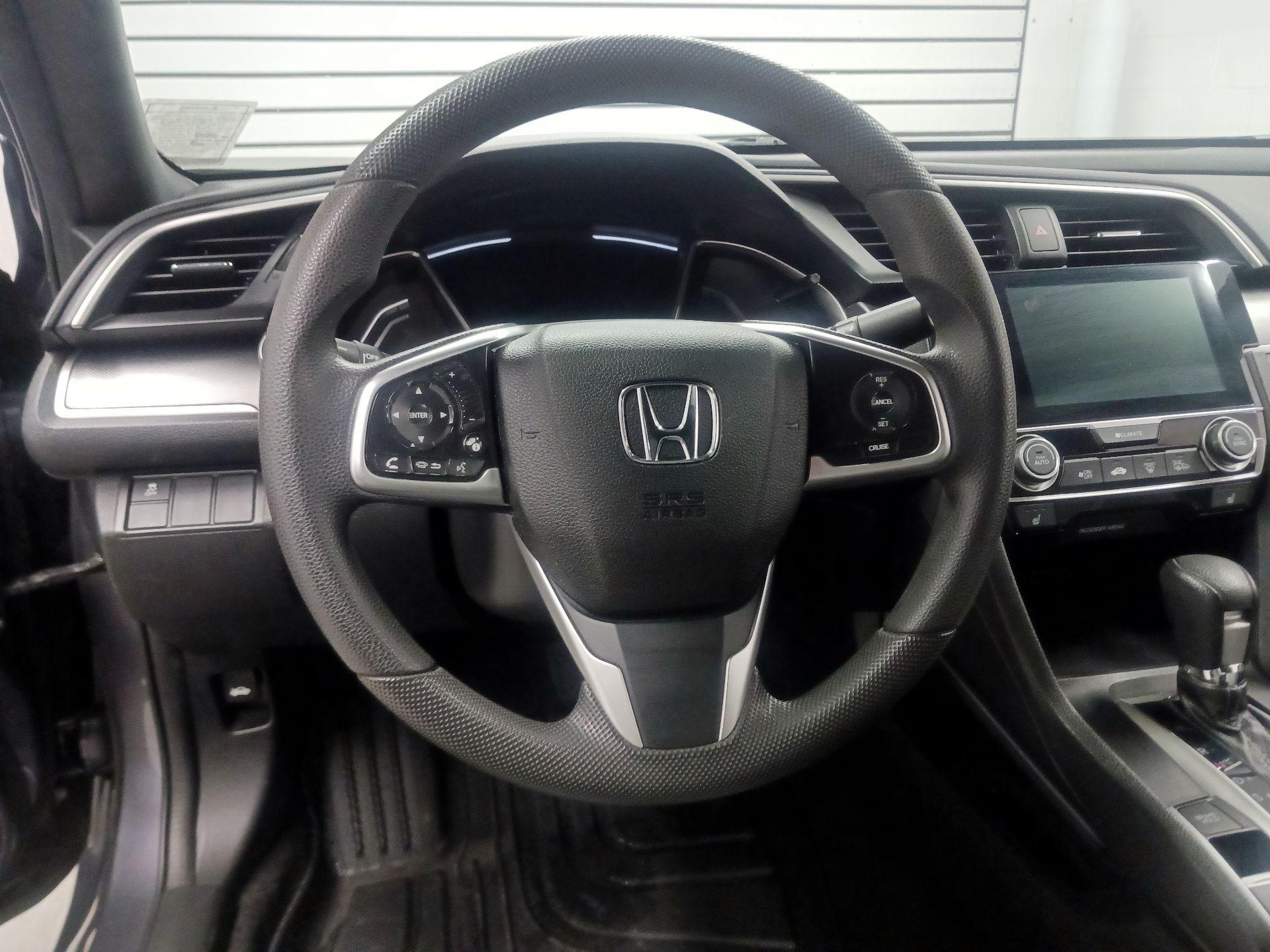 Thumbnail: 2017 Honda Civic - 10