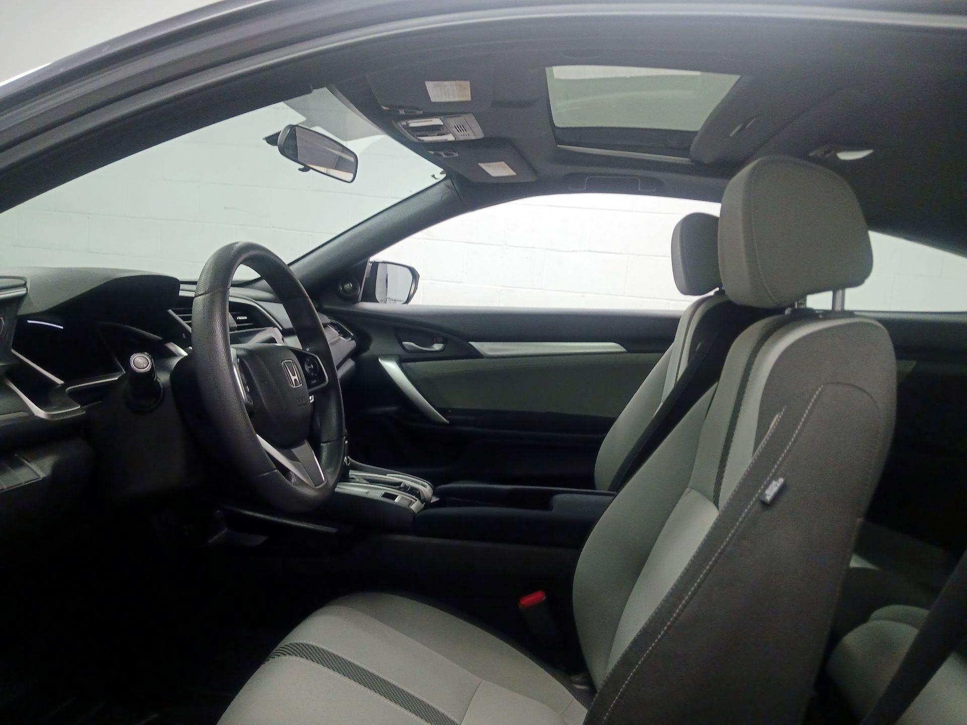 Thumbnail: 2017 Honda Civic - 18