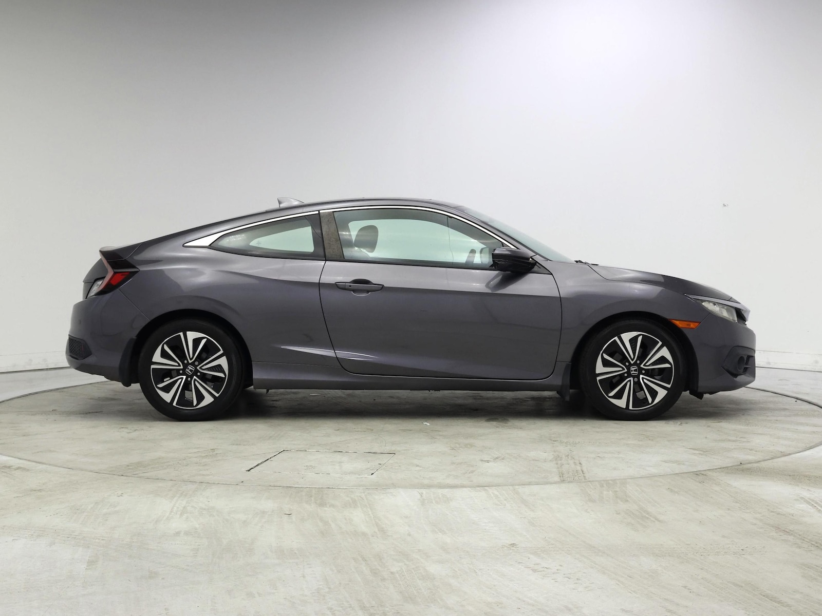 2017 Honda Civic EX-T - Photo 8