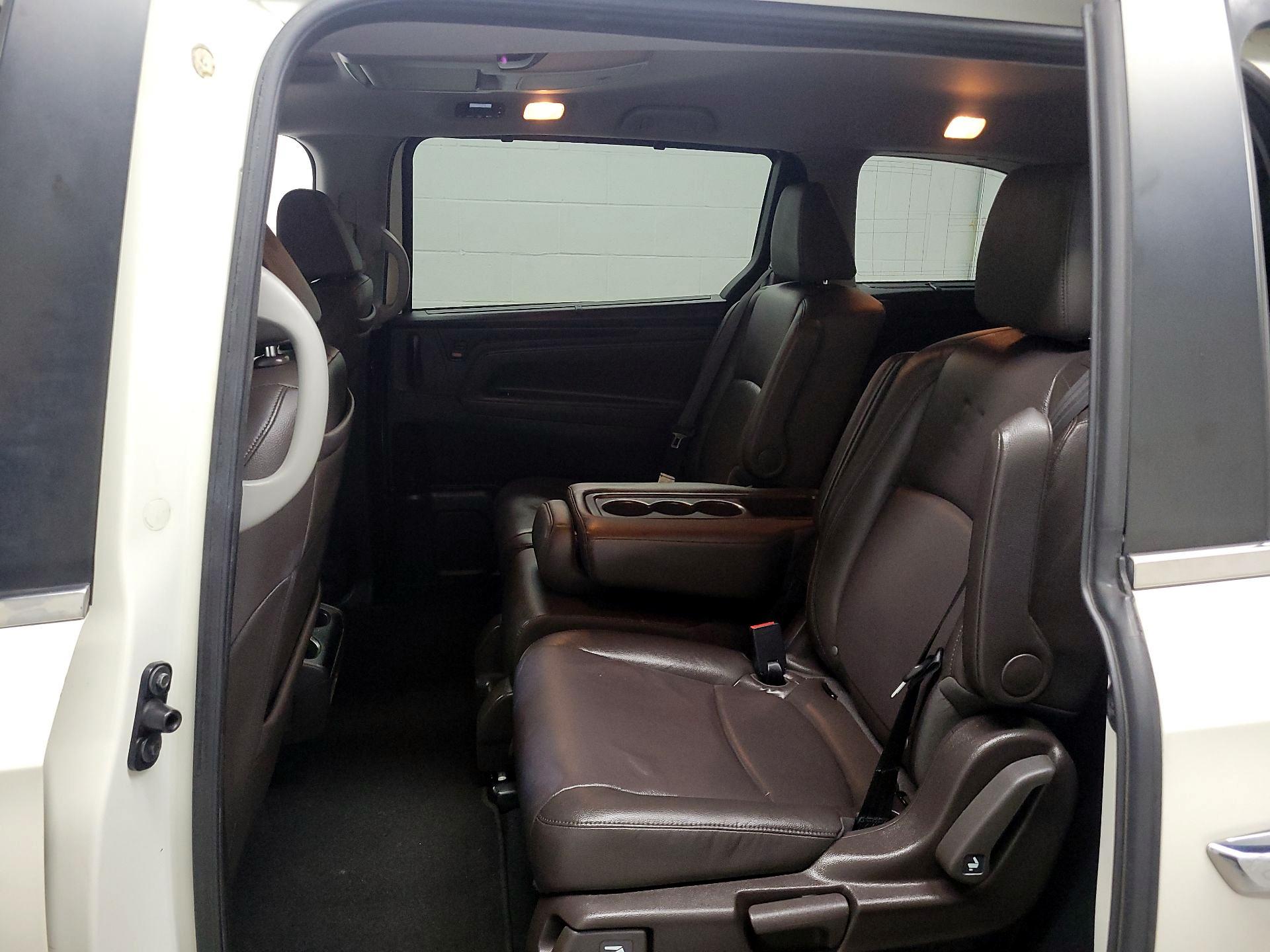 Thumbnail: 2019 Honda Odyssey - 16