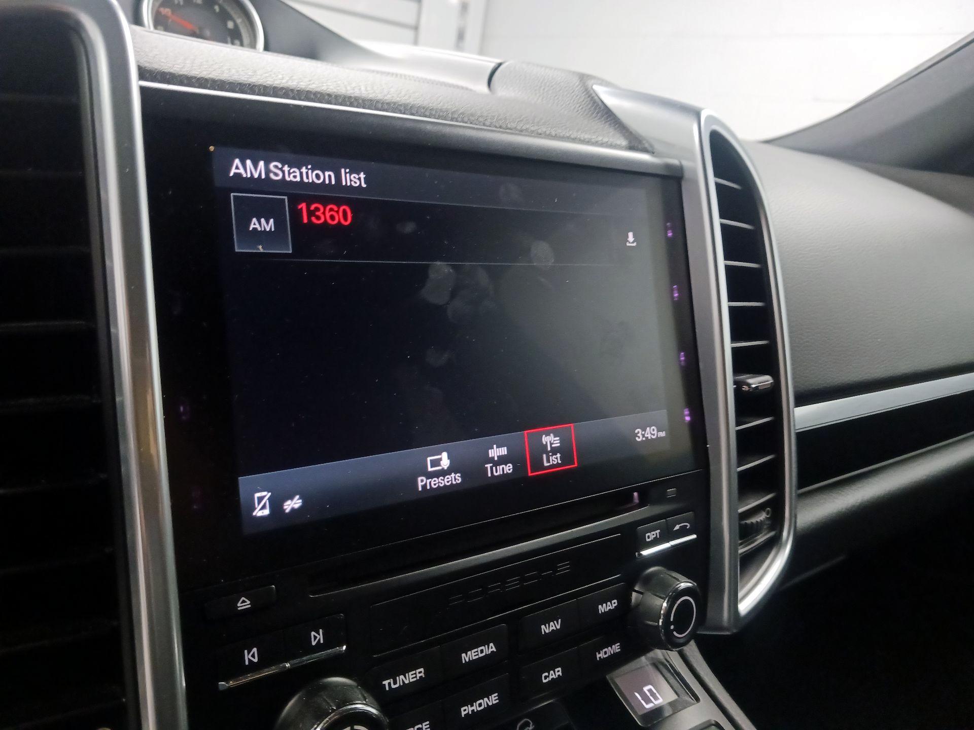 Thumbnail: 2017 Porsche Cayenne - 13