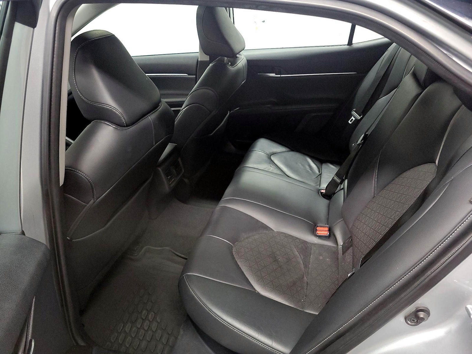 2022 Toyota Camry XSE - Photo 22