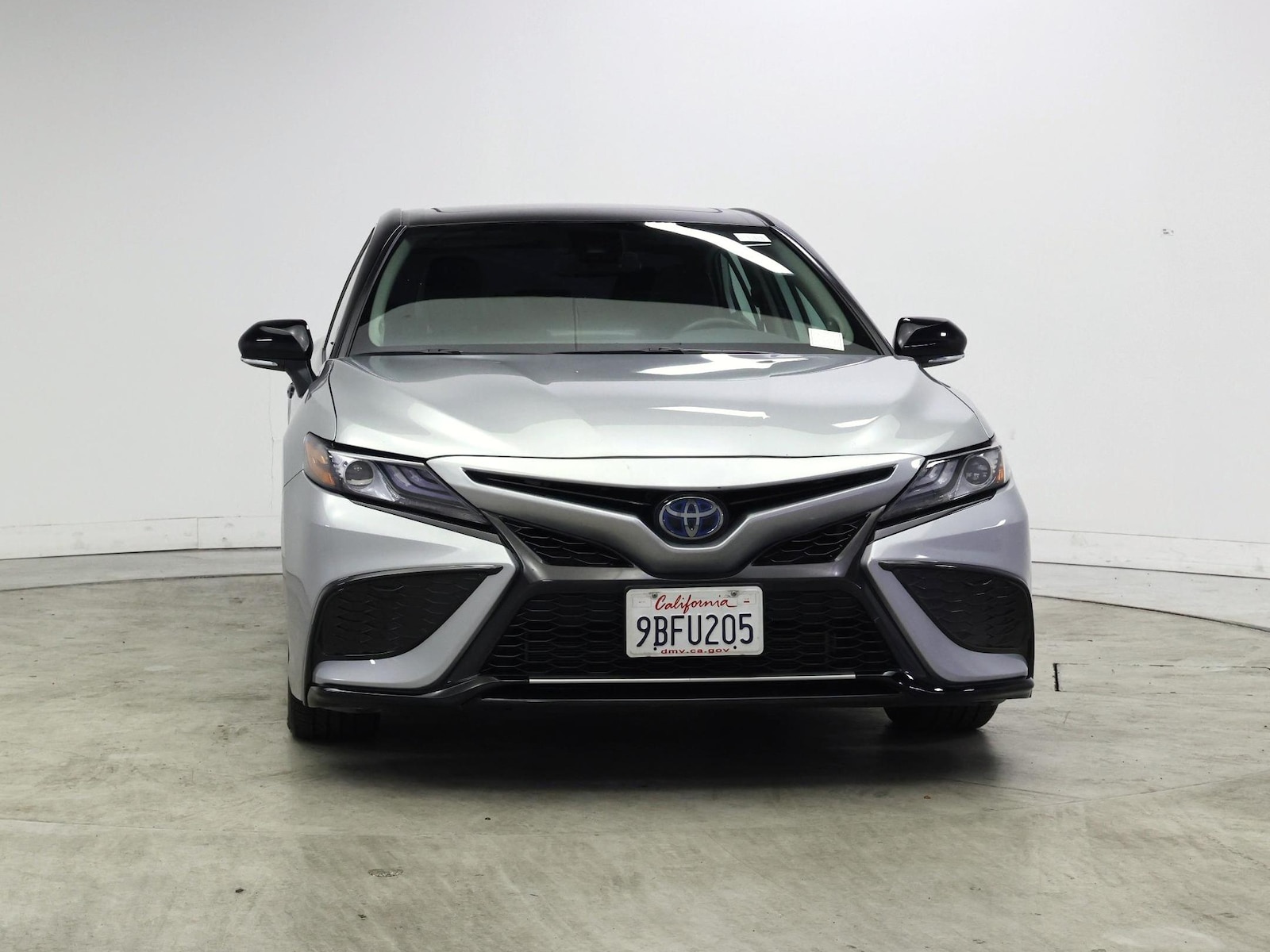 2022 Toyota Camry XSE - Photo 6