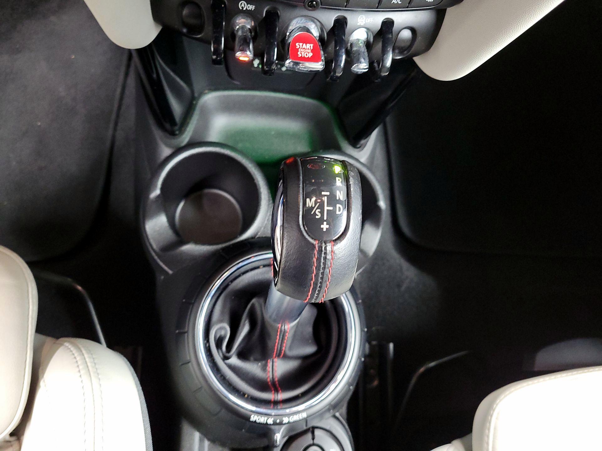 Thumbnail: 2017 MINI Cooper - 15