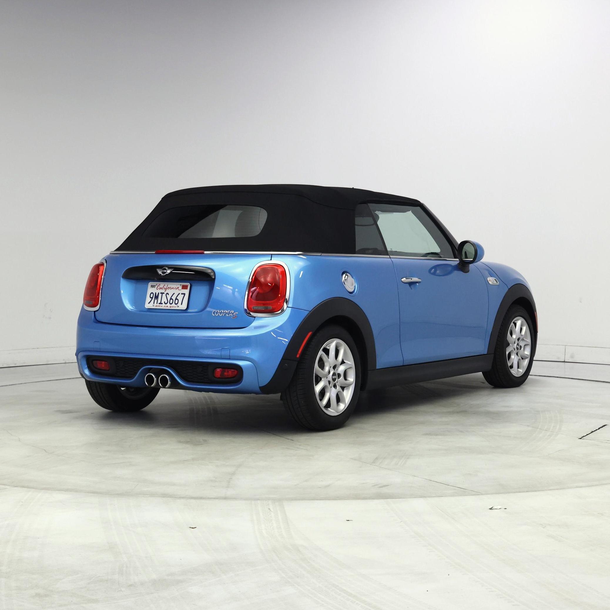 Thumbnail: 2017 MINI Cooper - 8