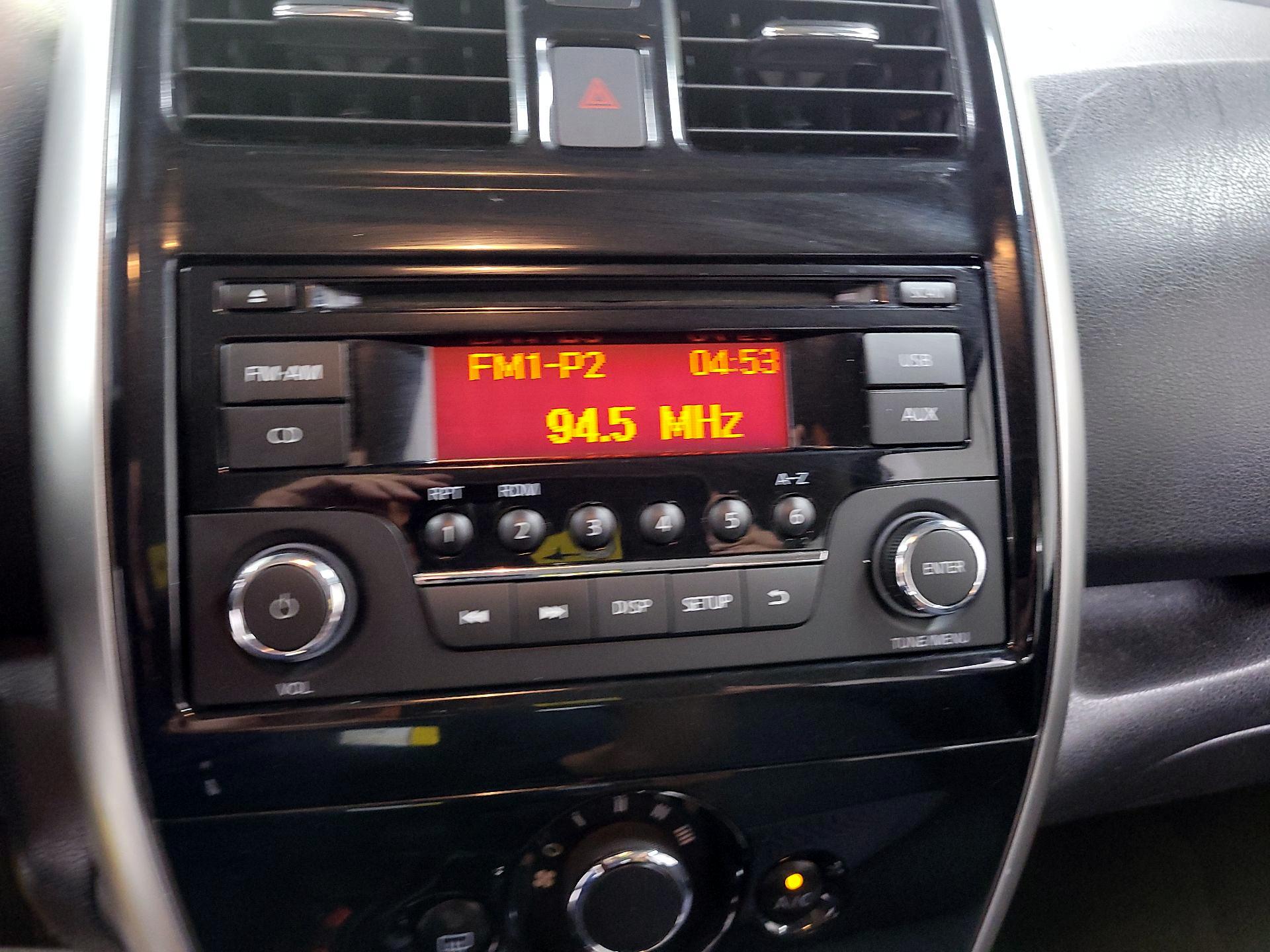 Thumbnail: 2015 Nissan Versa Note - 14