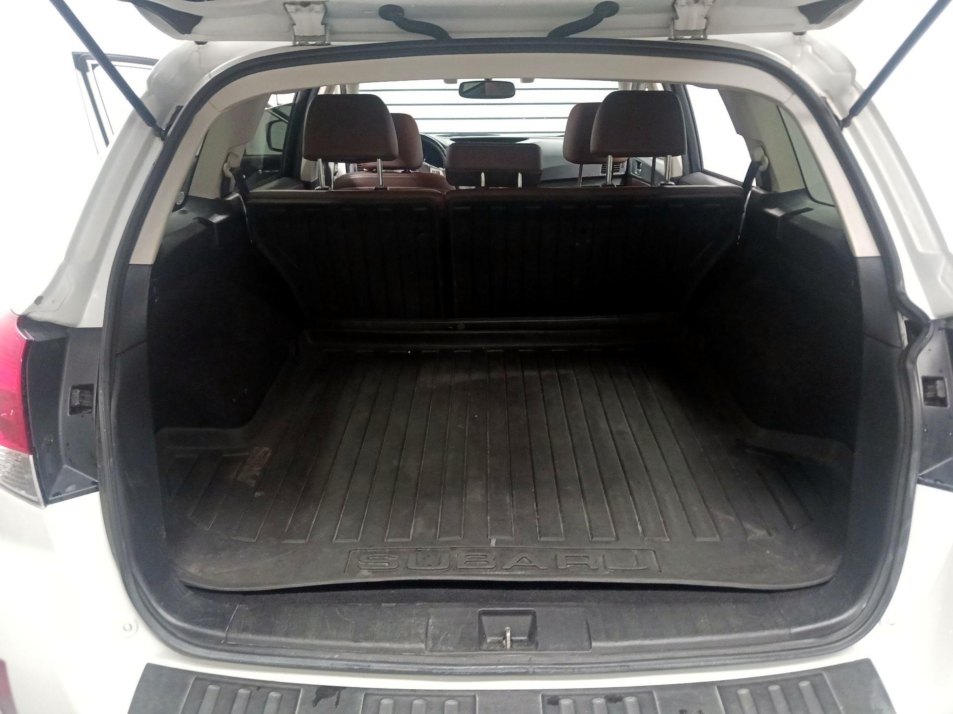 Thumbnail: 2014 Subaru Outback - 17