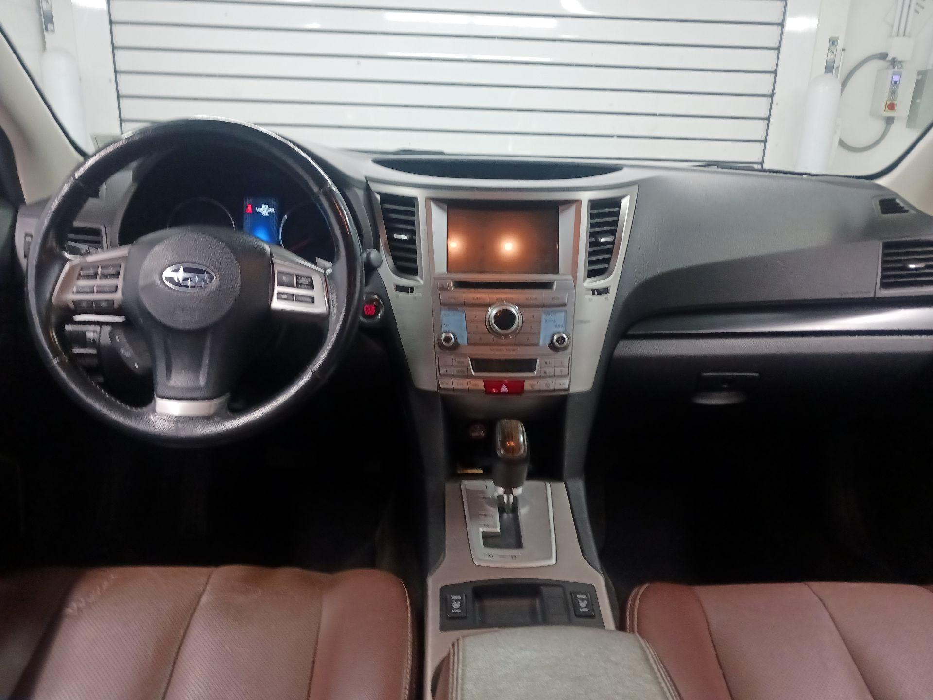 Thumbnail: 2014 Subaru Outback - 8