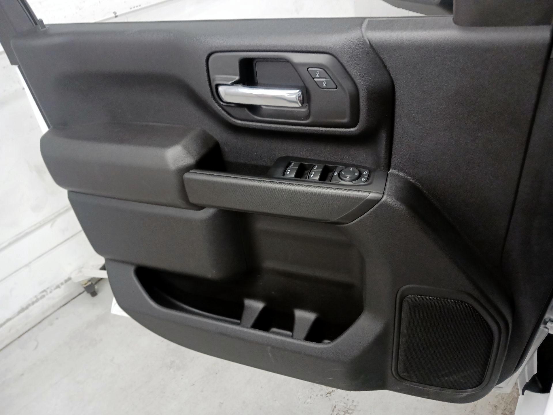 Thumbnail: 2023 Chevrolet Silverado 2500 - 12