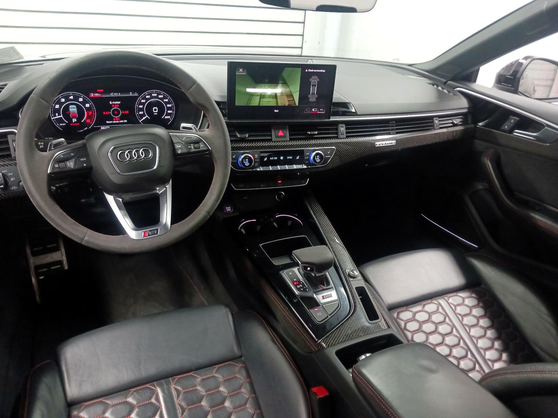 Thumbnail: 2022 Audi RS 5 - 9