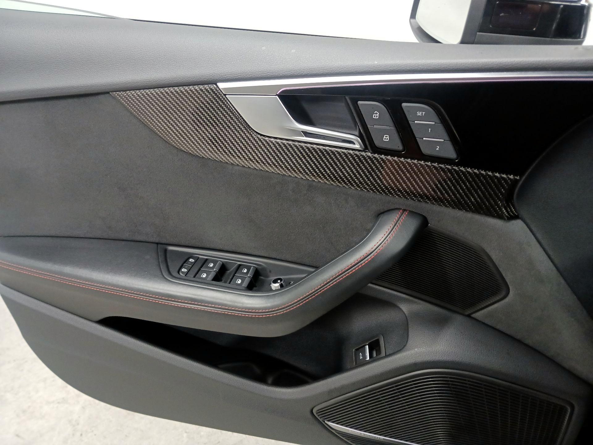 Thumbnail: 2022 Audi RS 5 - 12