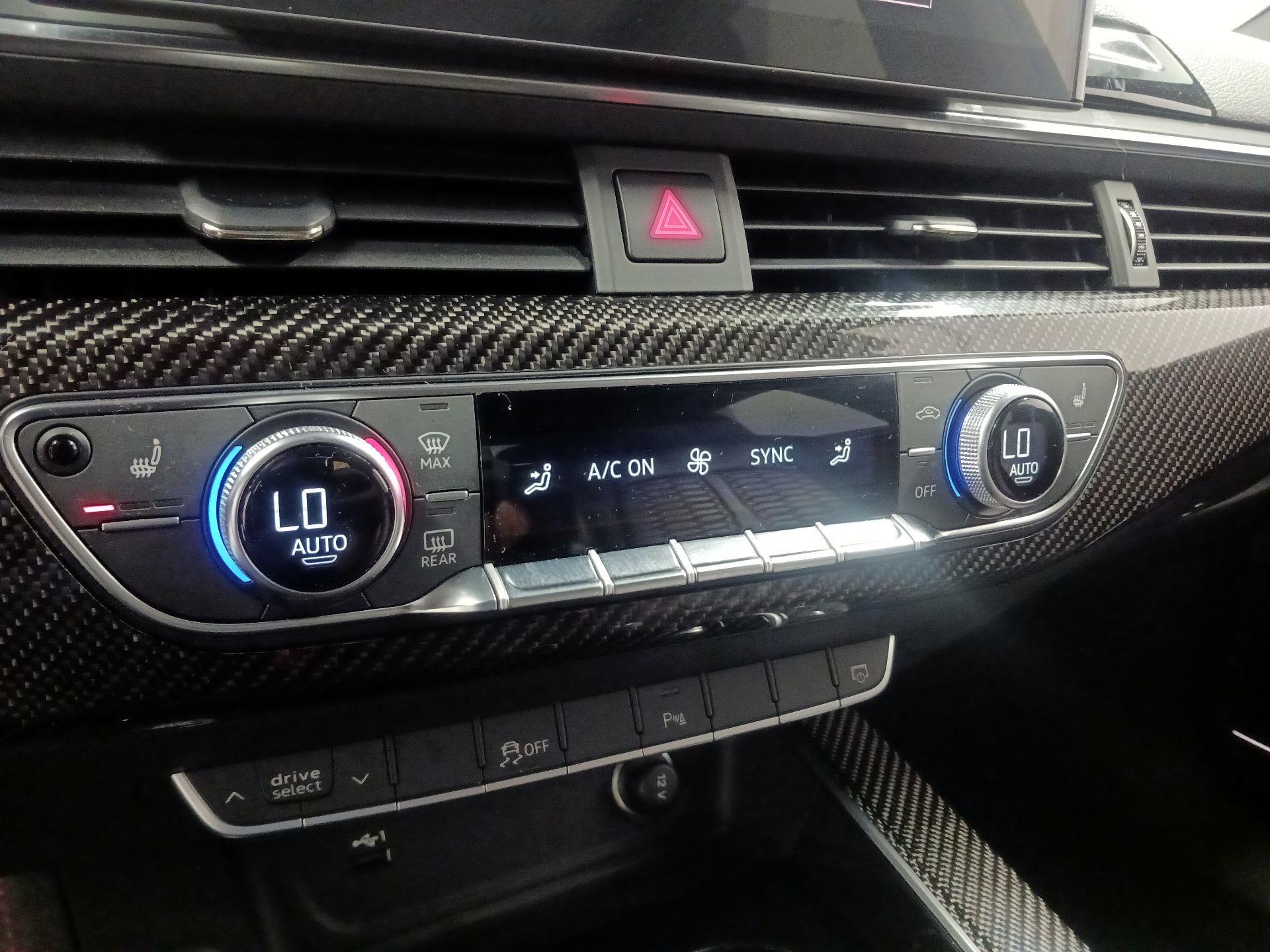 Thumbnail: 2022 Audi RS 5 - 16