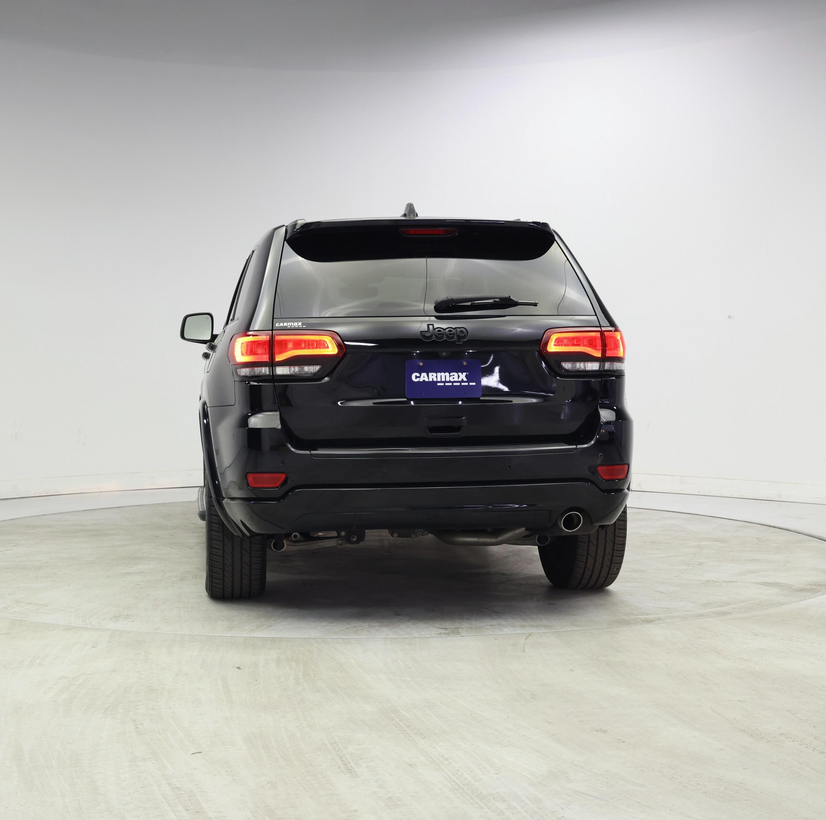 Thumbnail: 2018 Jeep Grand Cherokee - 6
