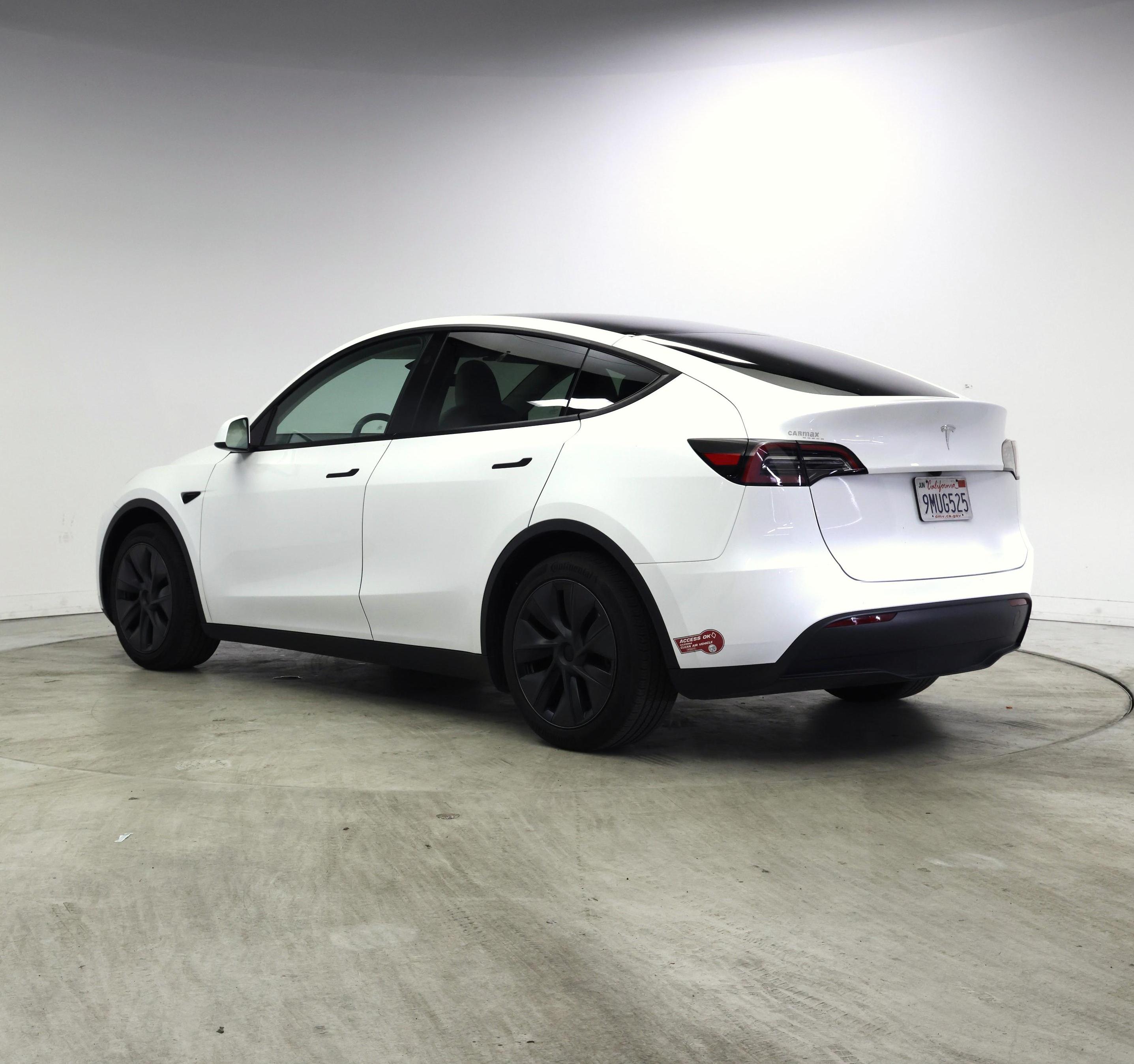 Thumbnail: 2024 Tesla Model Y - 2