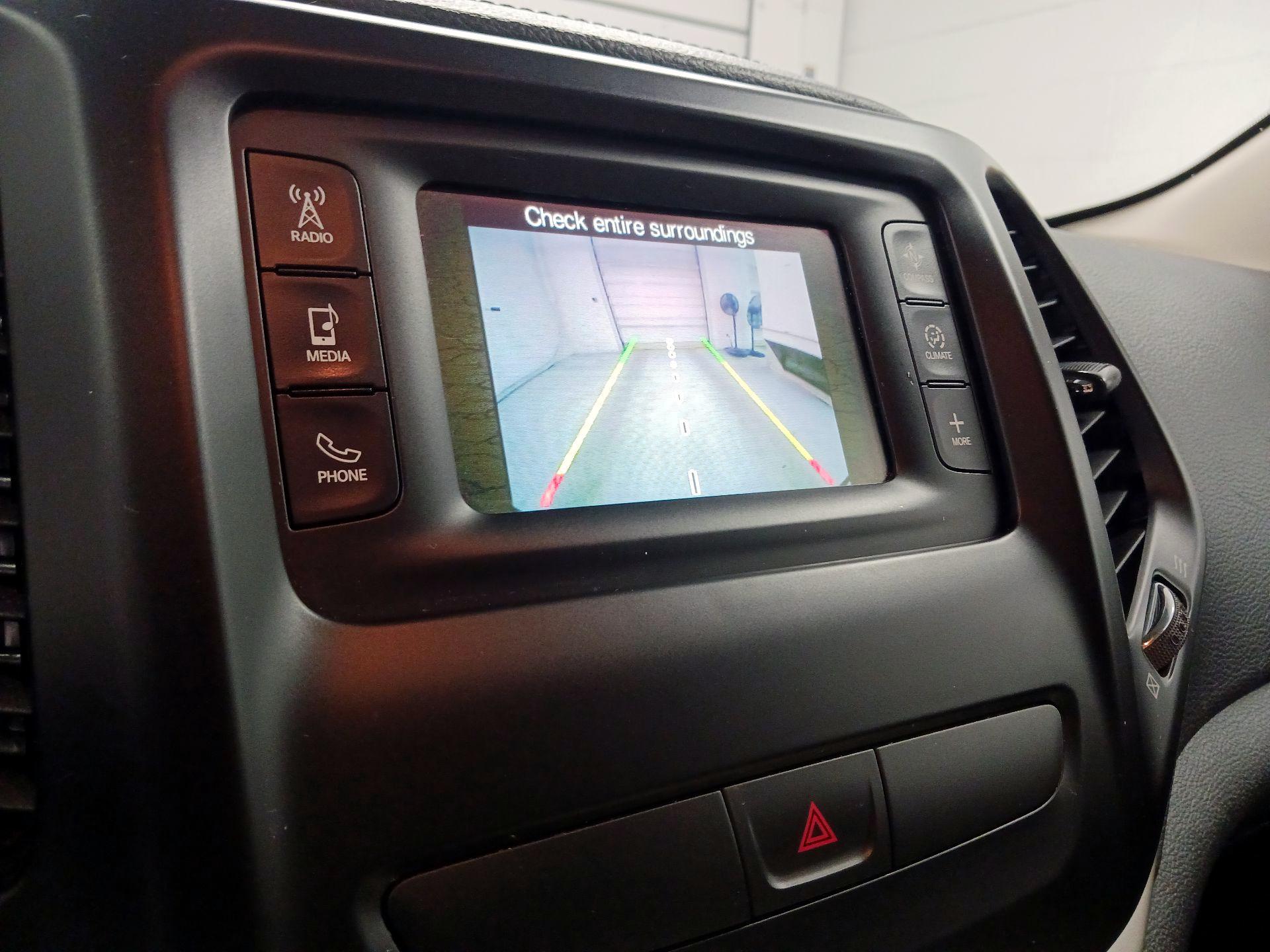 Thumbnail: 2015 Jeep Cherokee - 14