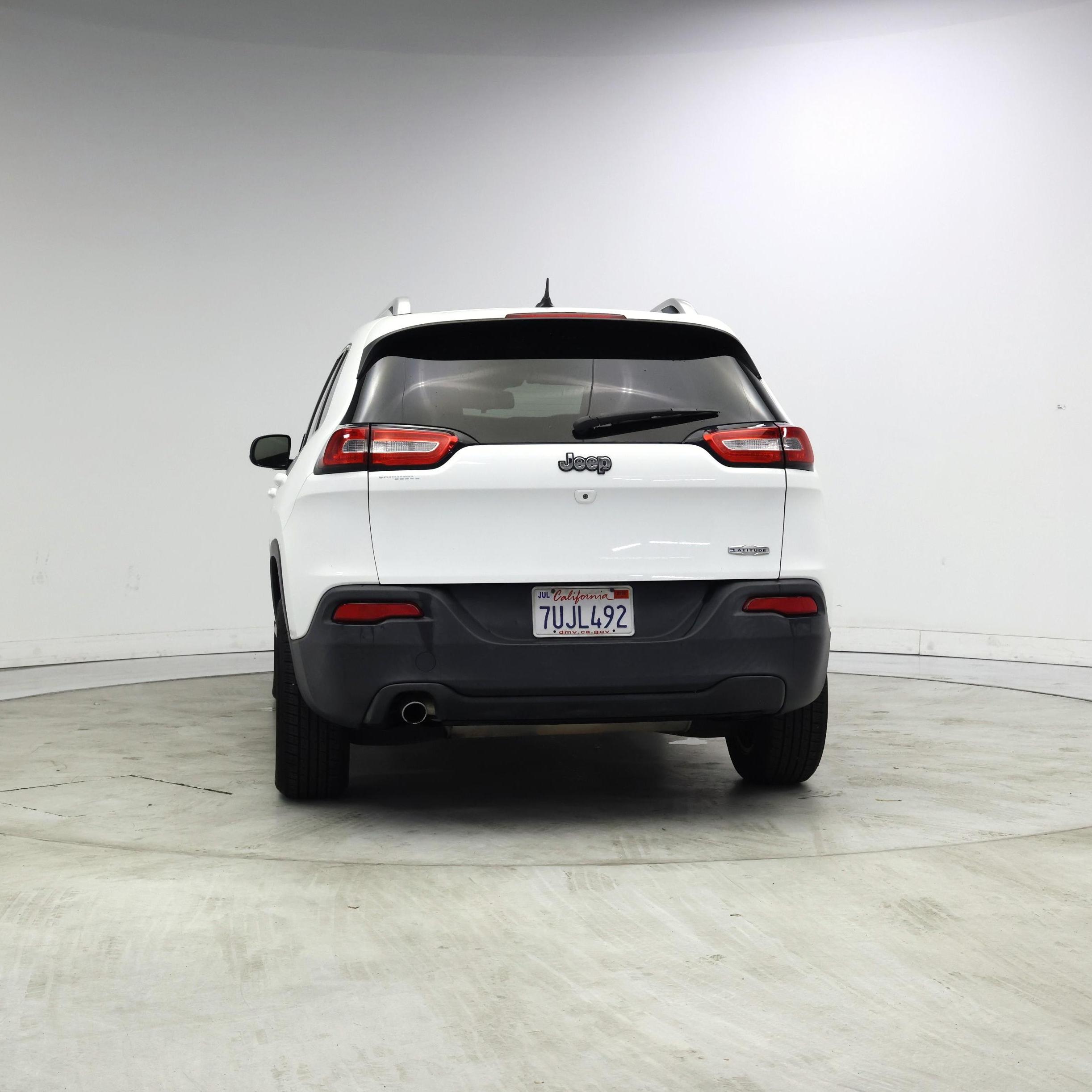 Thumbnail: 2015 Jeep Cherokee - 6