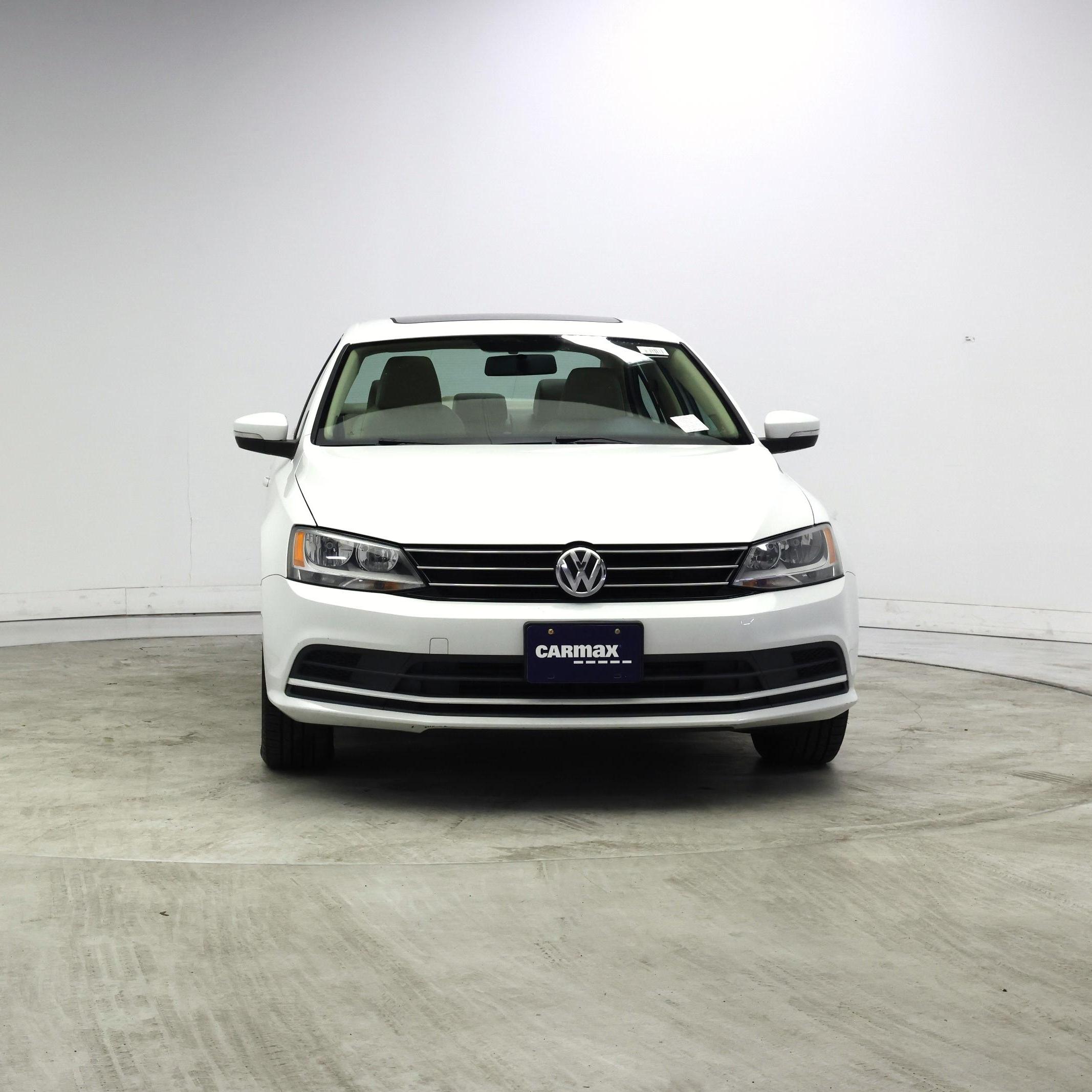Thumbnail: 2015 Volkswagen Jetta - 5