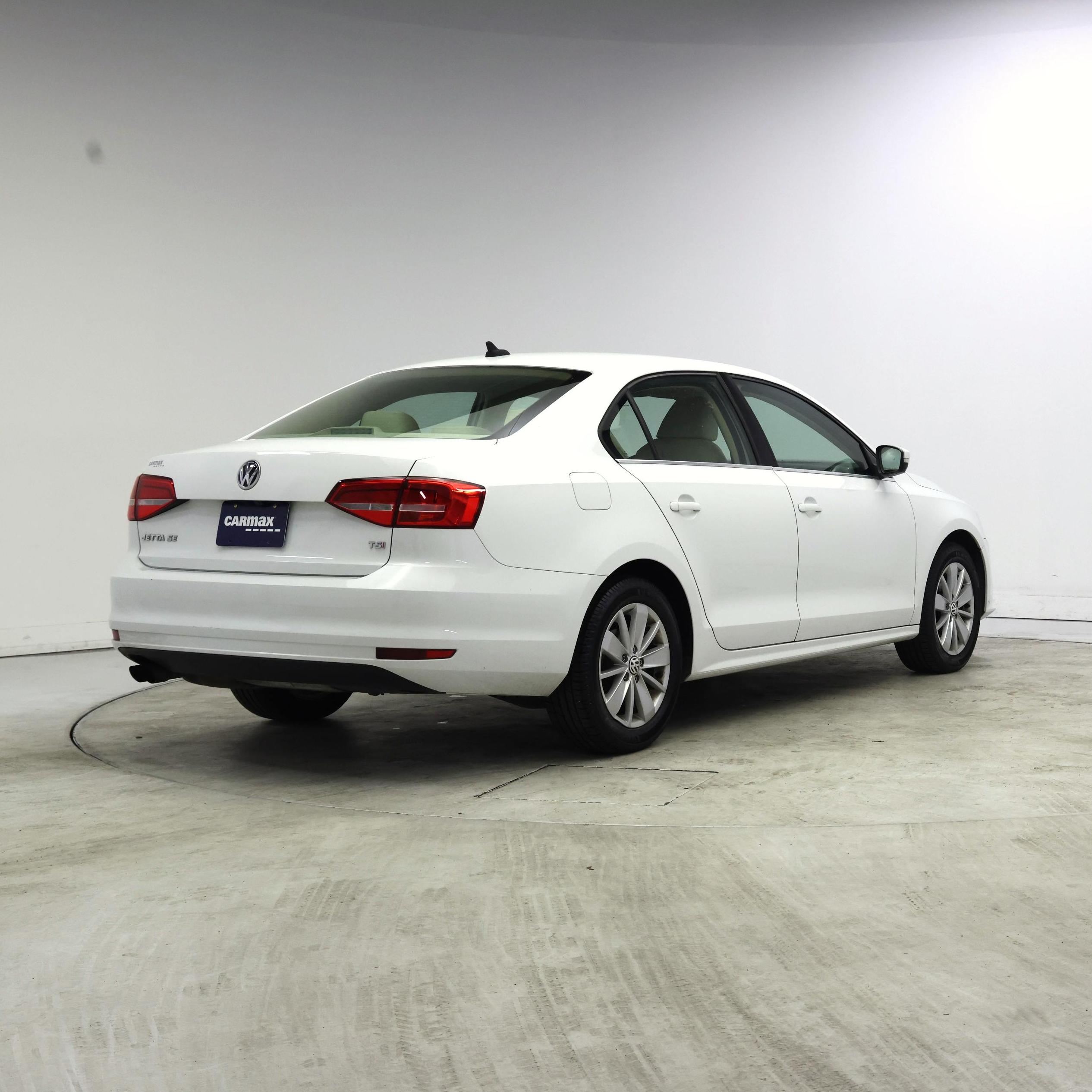 Thumbnail: 2015 Volkswagen Jetta - 8
