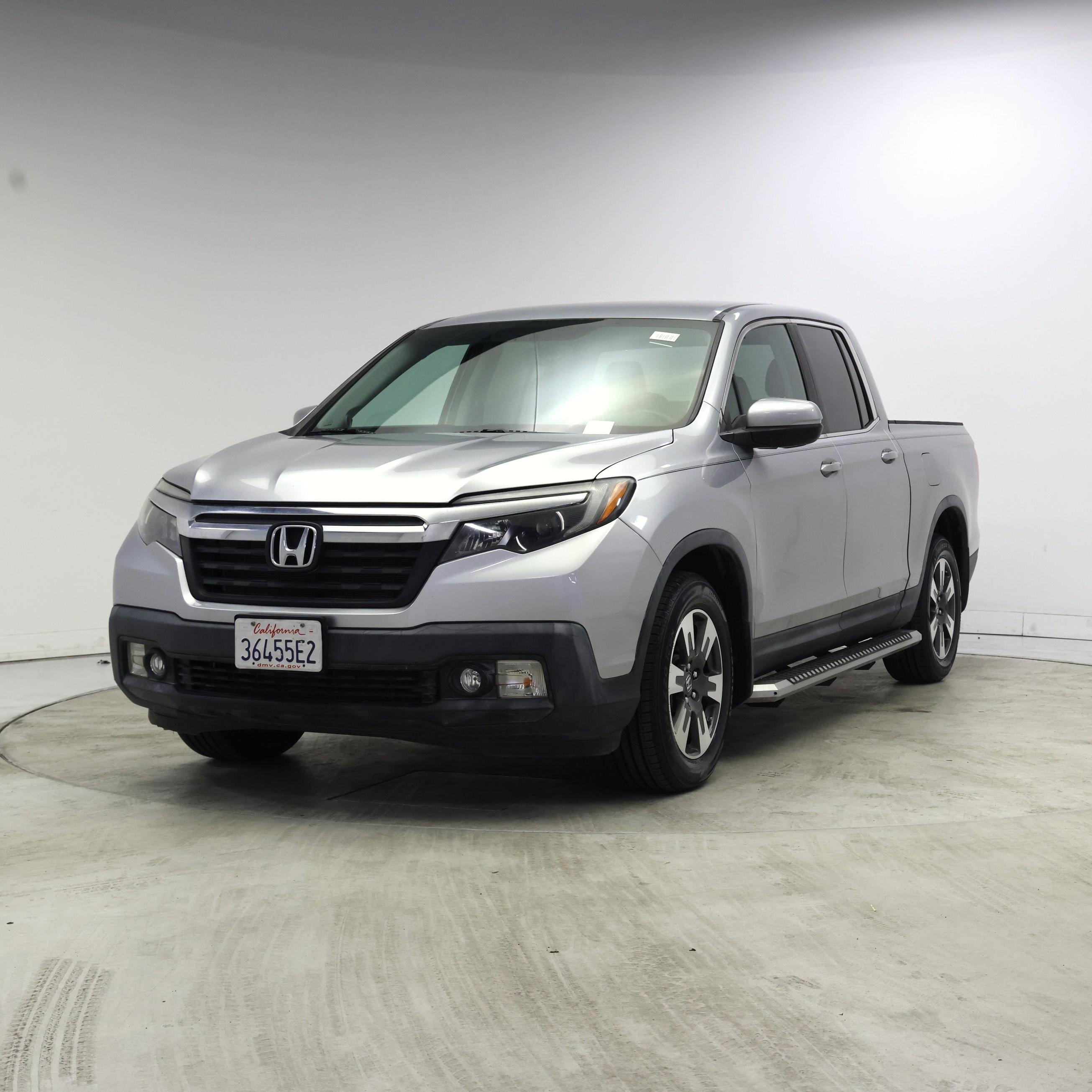 Thumbnail: 2017 Honda Ridgeline - 4