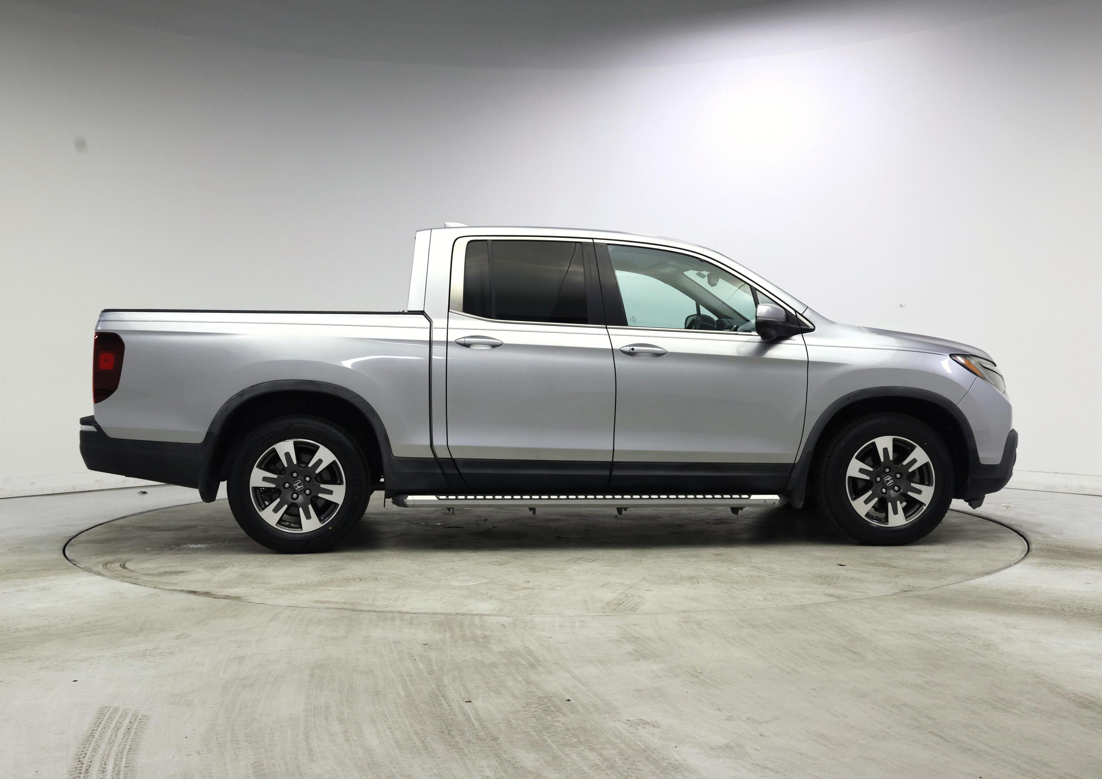 Thumbnail: 2017 Honda Ridgeline - 7