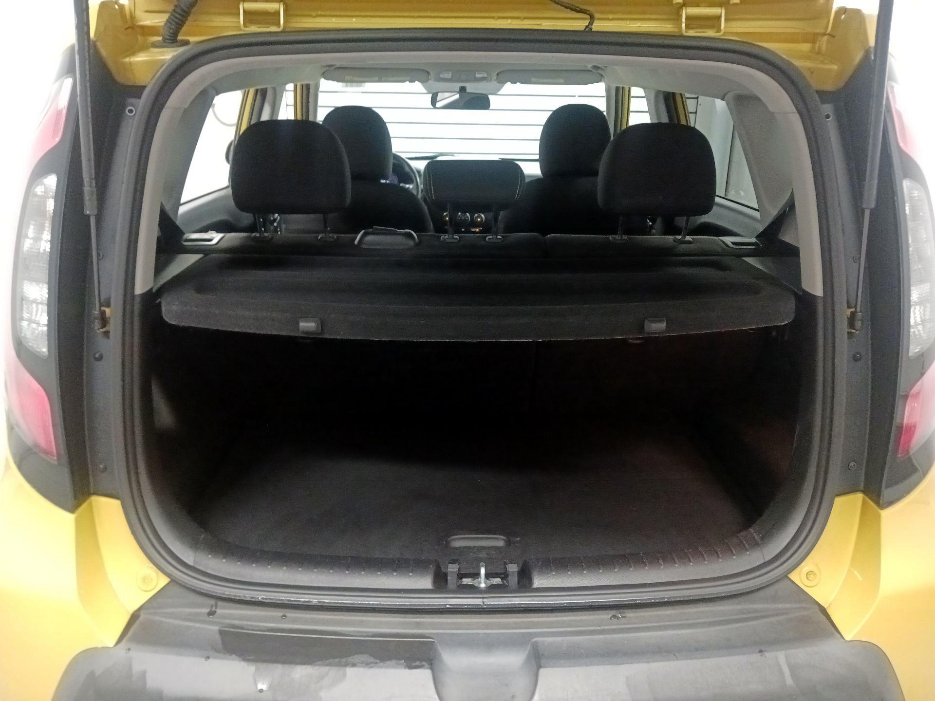 Thumbnail: 2014 Kia Soul - 20