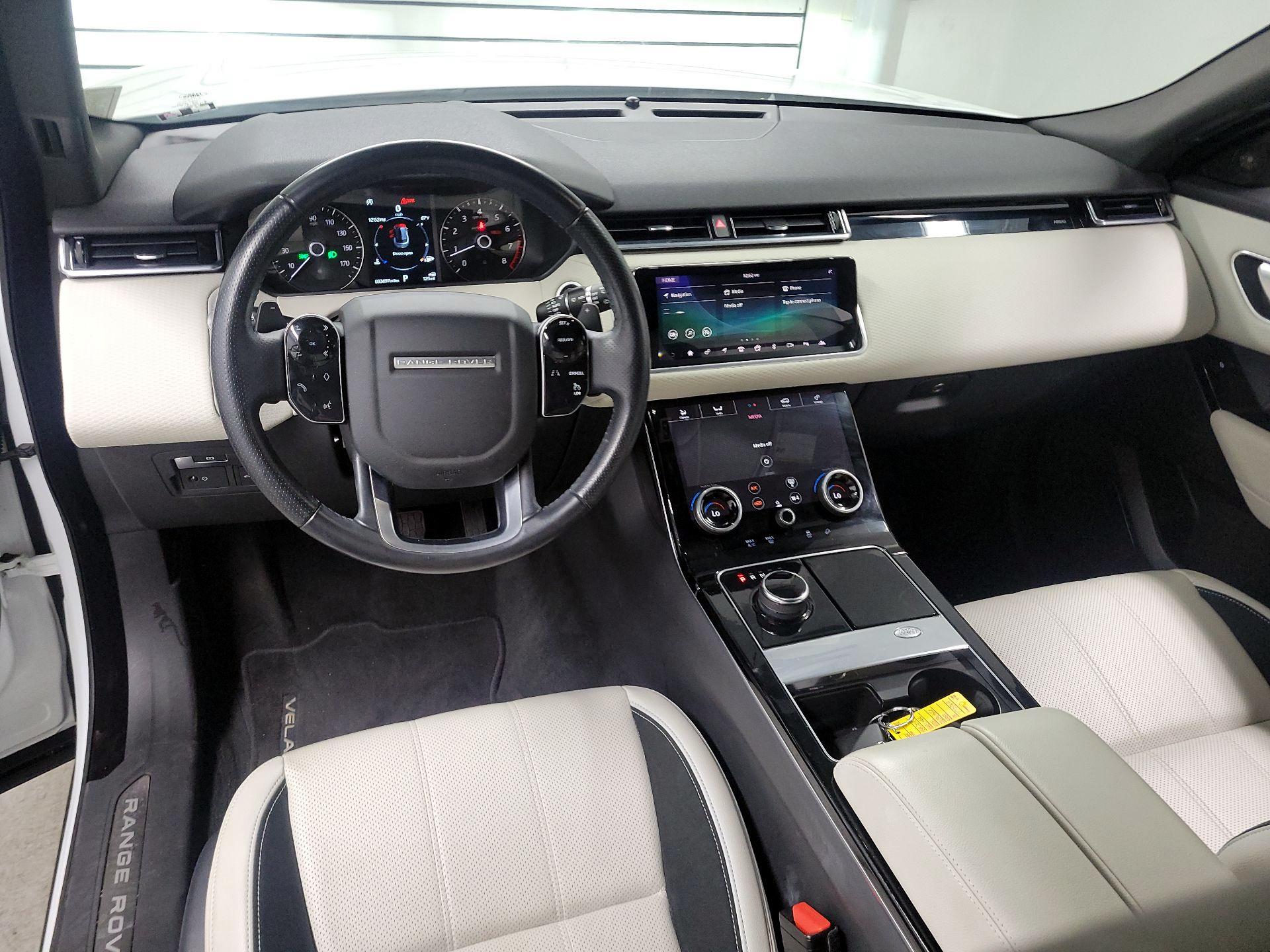 Thumbnail: 2018 Land Rover Range Rover Velar - 9