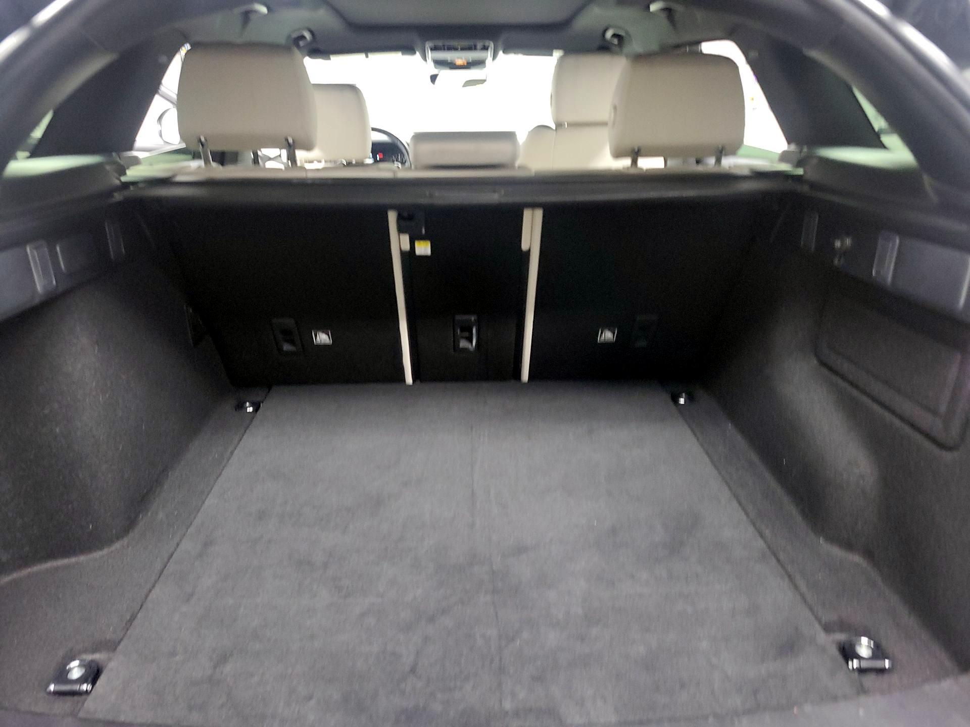 Thumbnail: 2018 Land Rover Range Rover Velar - 18