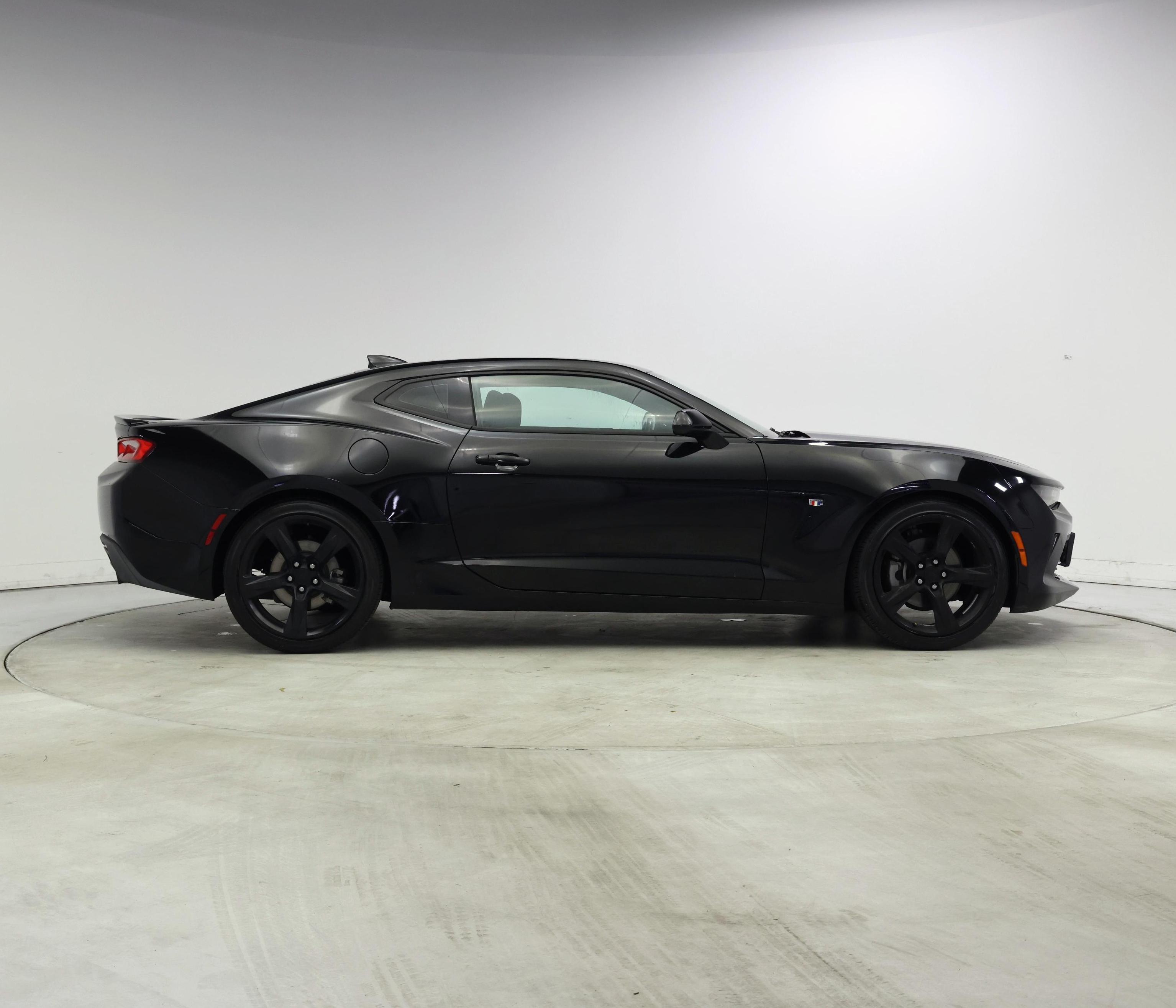 Thumbnail: 2017 Chevrolet Camaro - 7
