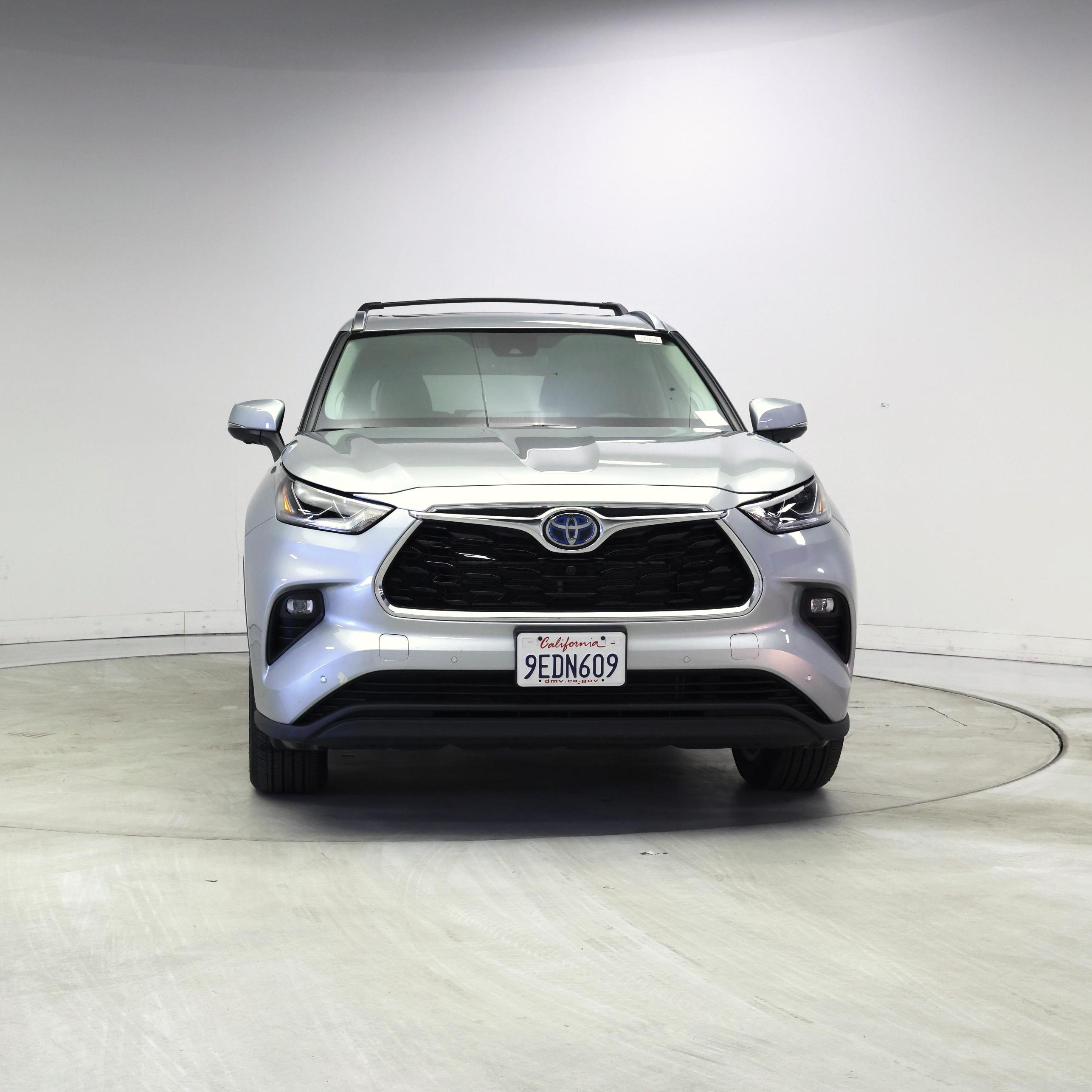 Thumbnail: 2023 Toyota Highlander - 5
