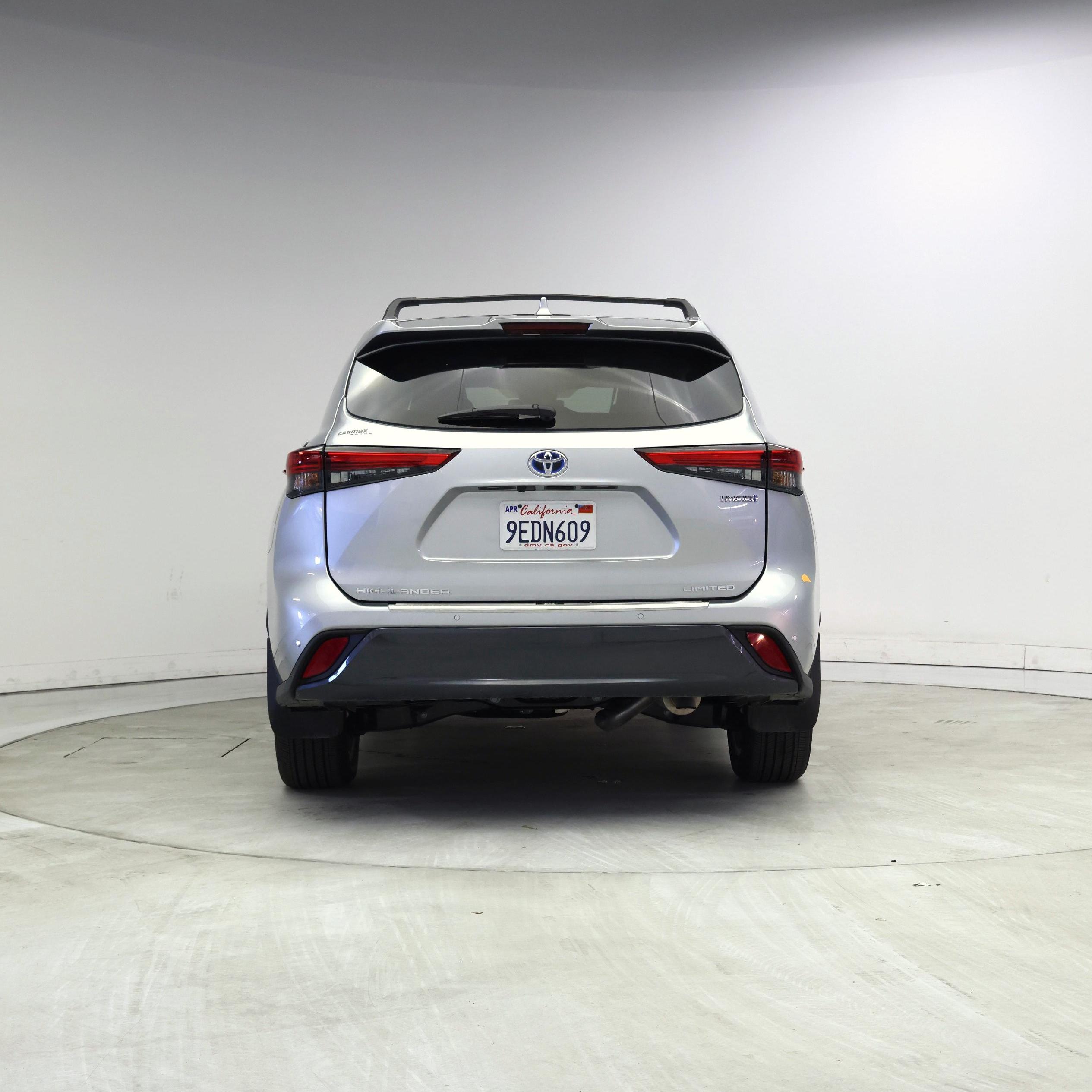 Thumbnail: 2023 Toyota Highlander - 6