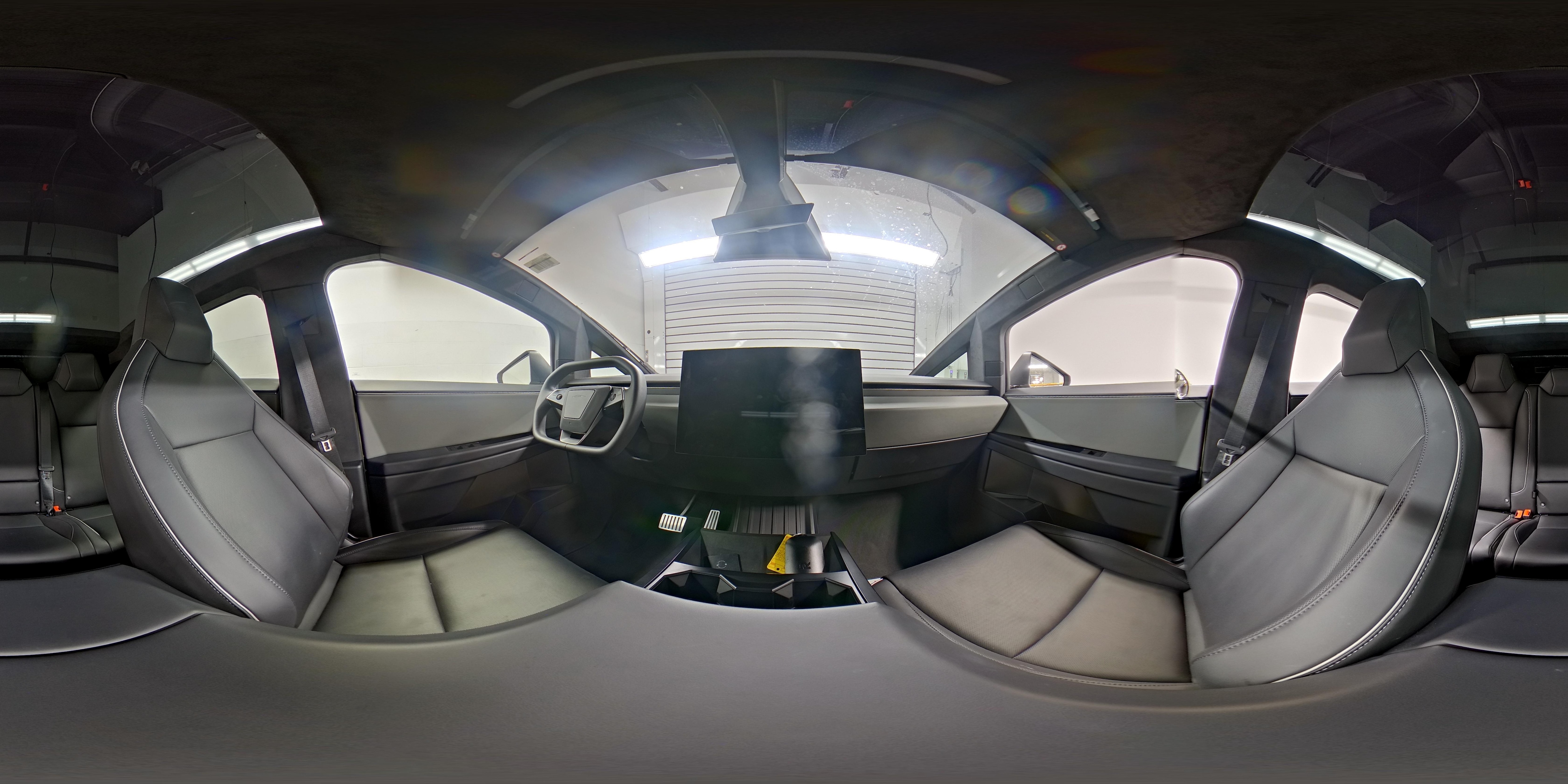 2024 Tesla Cybertruck Base - Photo 11
