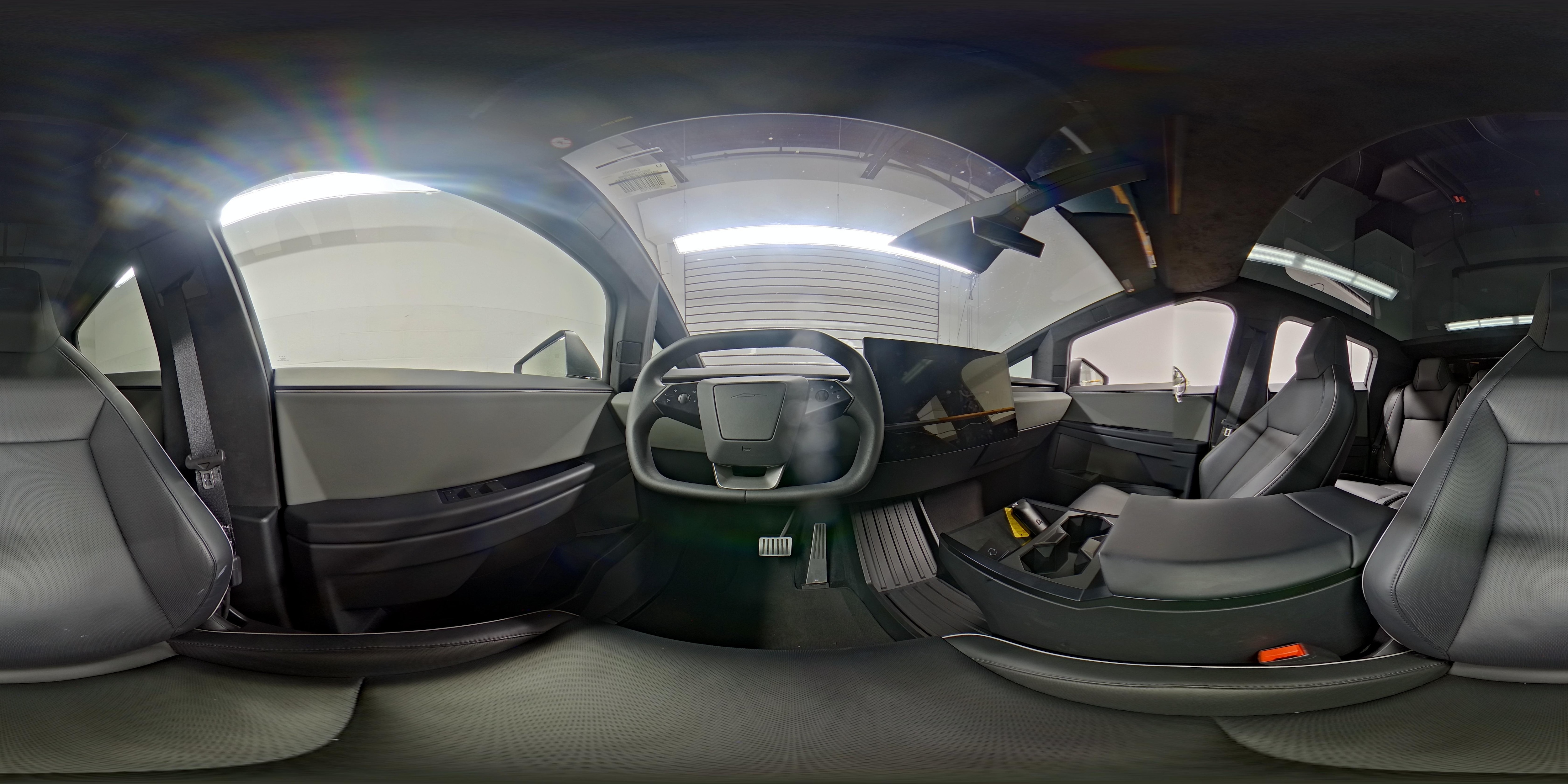 2024 Tesla Cybertruck Base - Photo 13