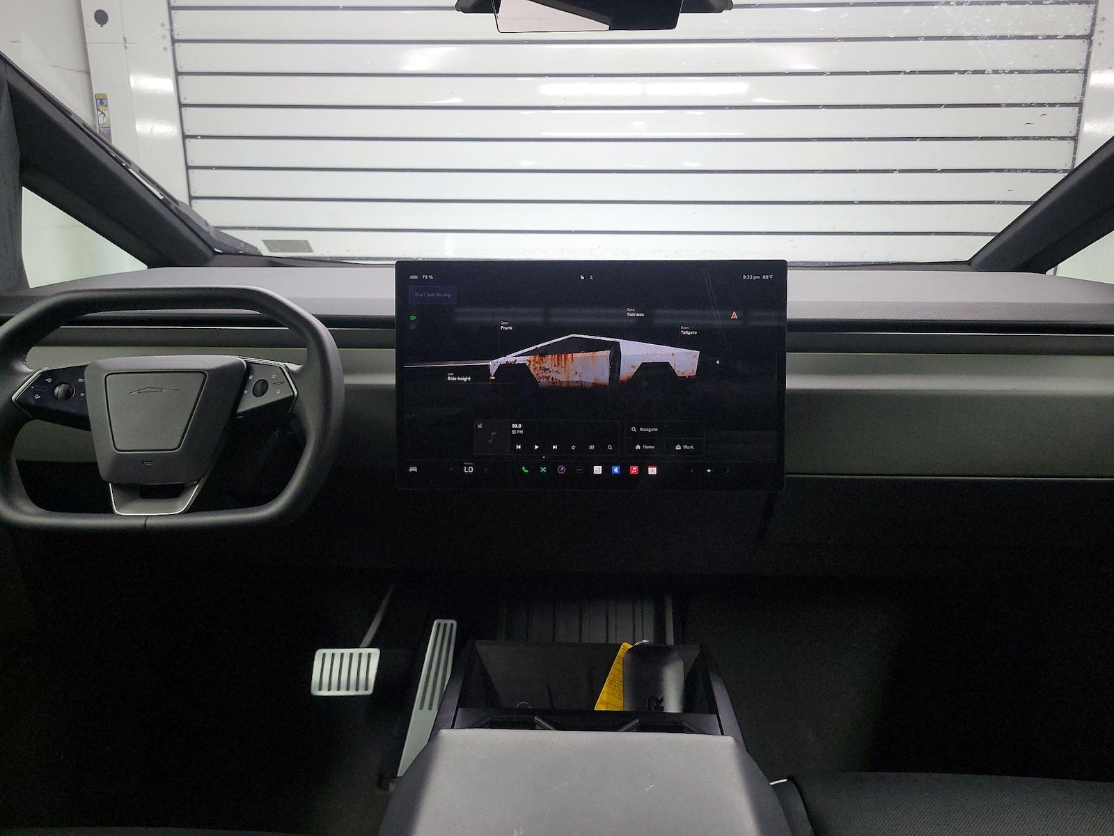 2024 Tesla Cybertruck Base - Photo 1