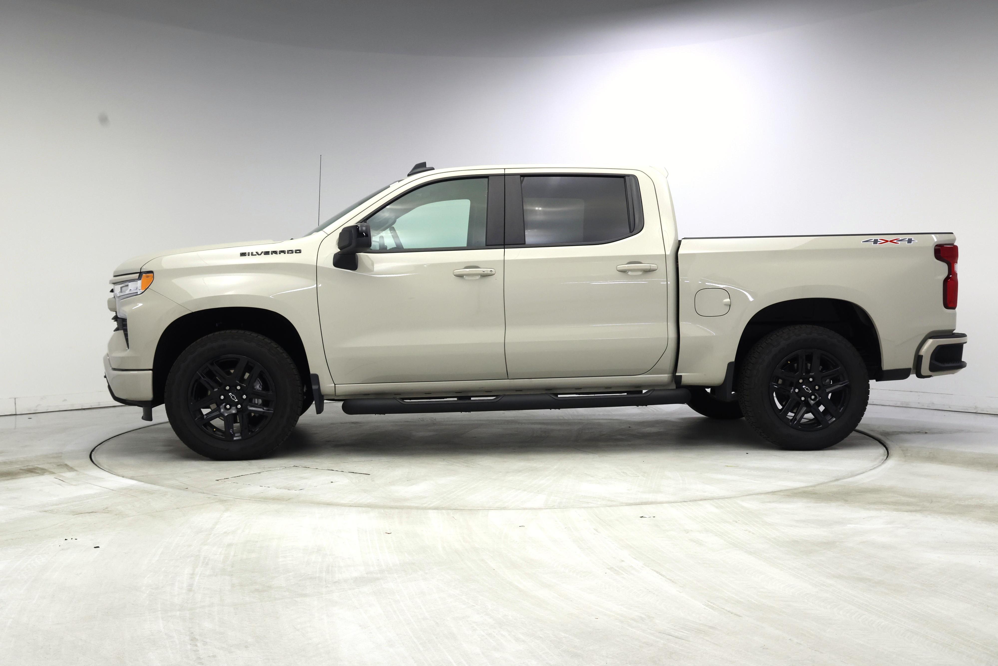 Thumbnail: 2026 Chevrolet Silverado 1500 - 3