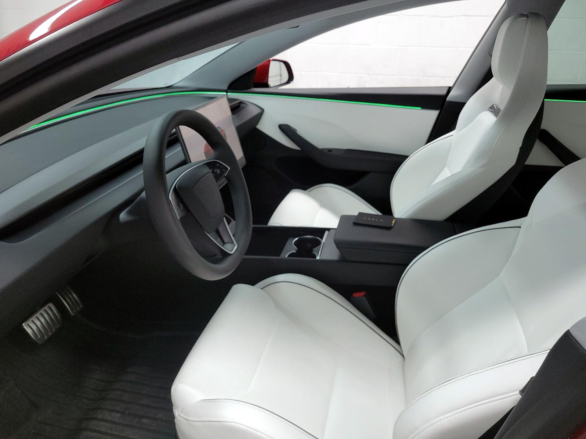 Thumbnail: 2024 Tesla Model 3 - 11