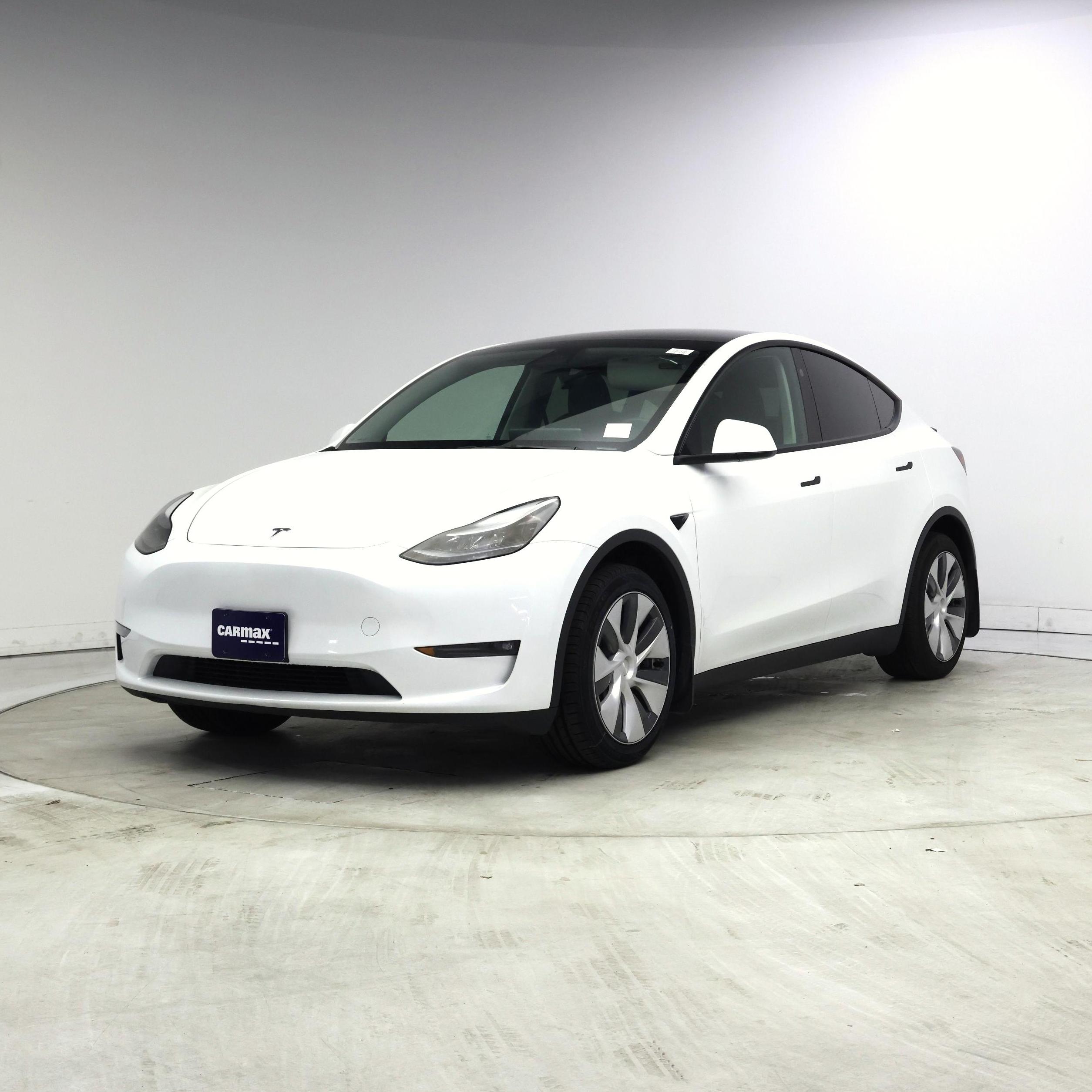 Thumbnail: 2023 Tesla Model Y - 4