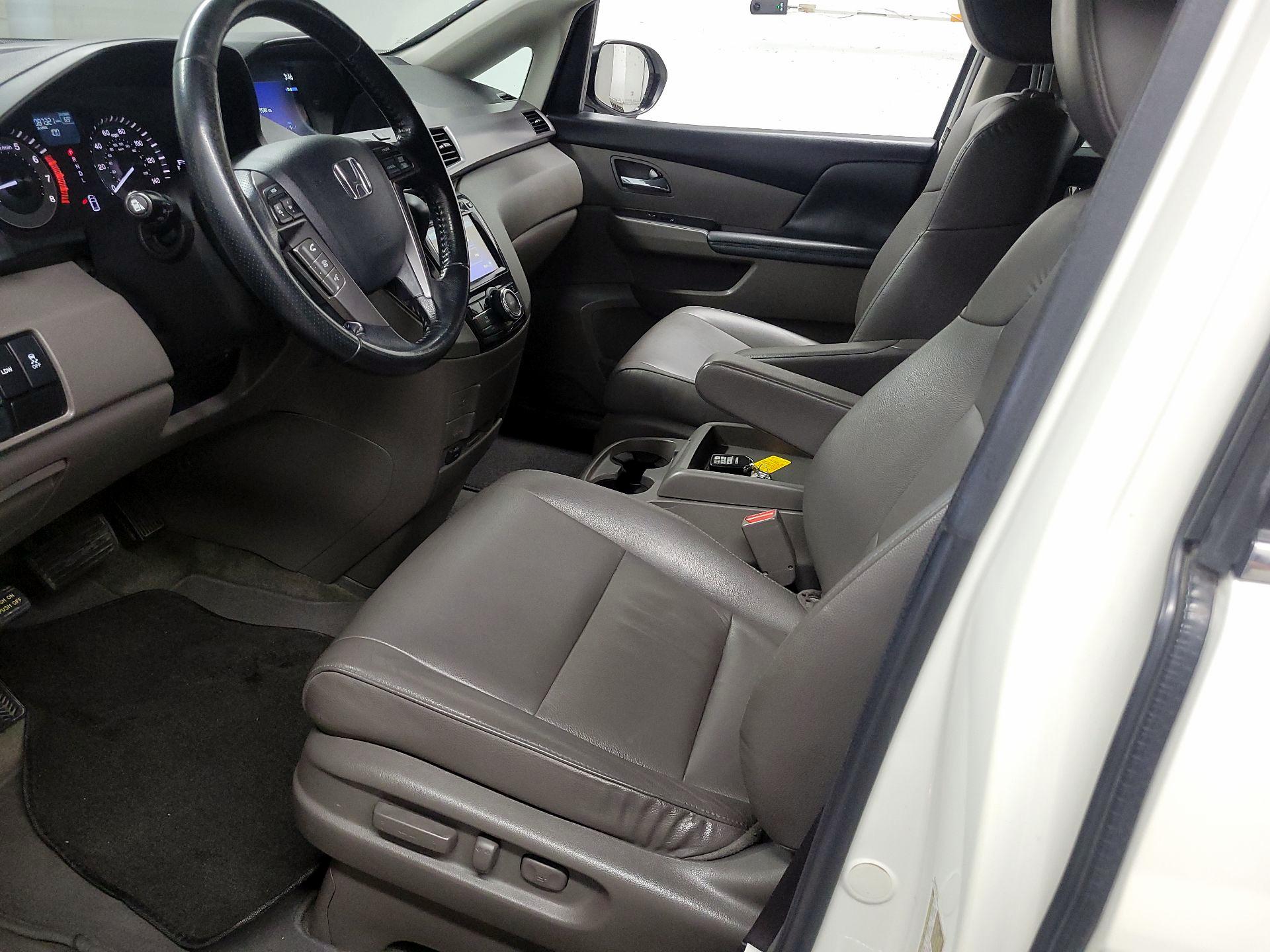 Thumbnail: 2015 Honda Odyssey - 11