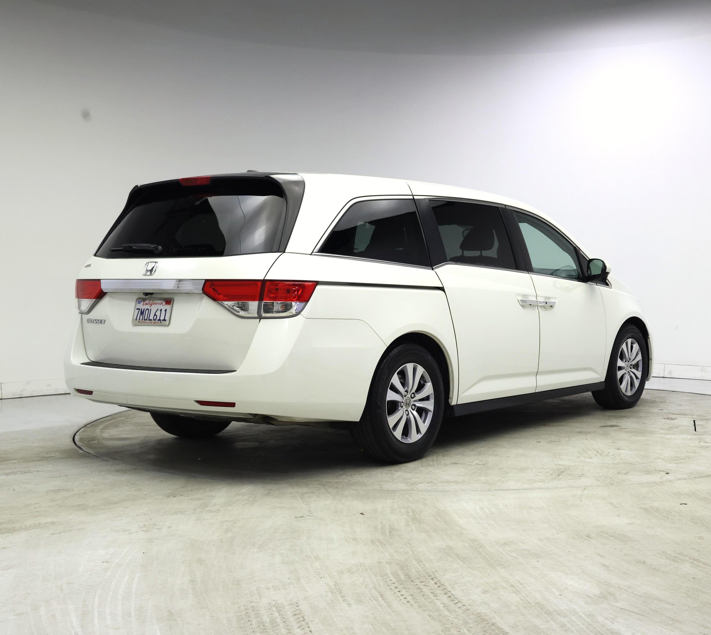 Thumbnail: 2015 Honda Odyssey - 8