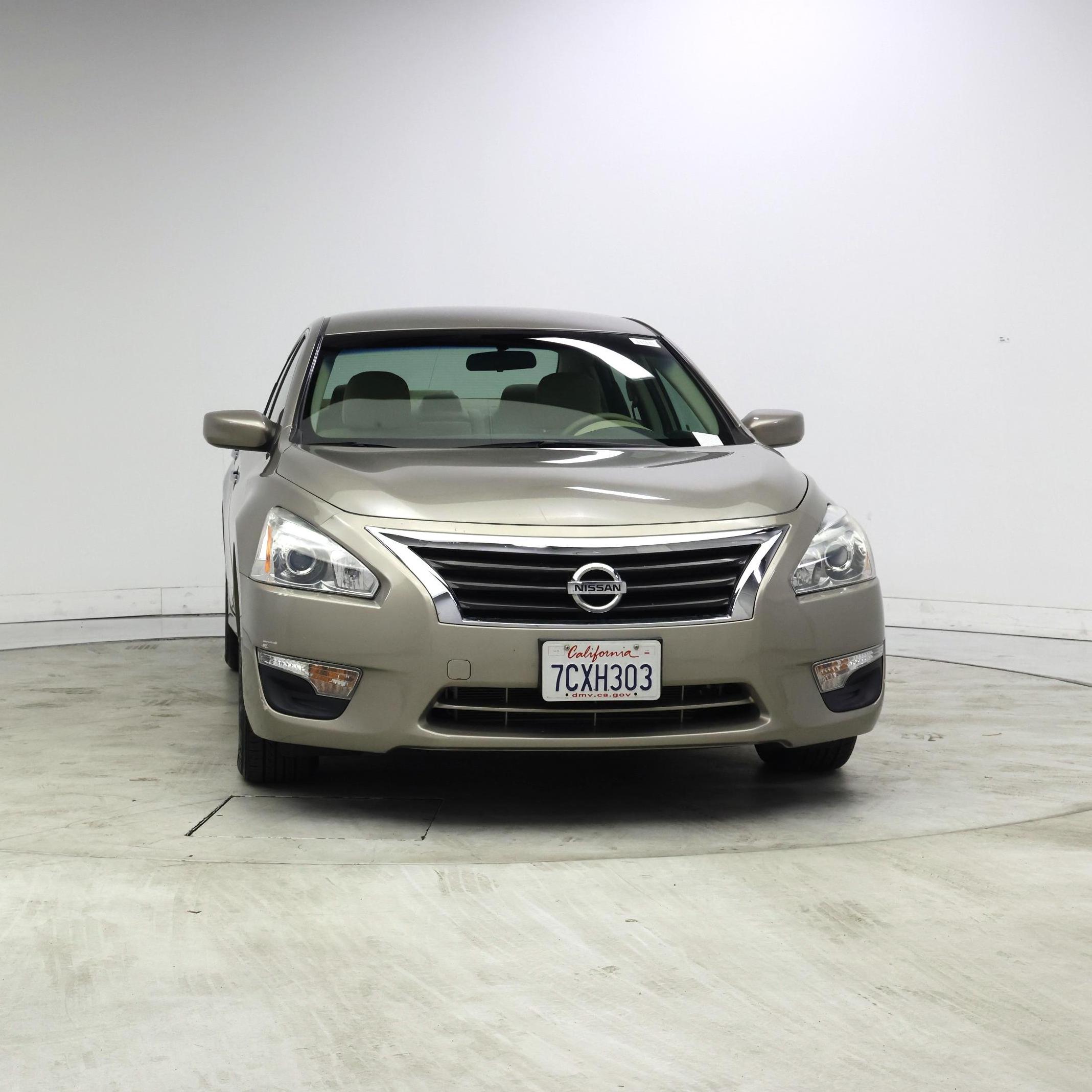 Thumbnail: 2014 Nissan Altima - 5