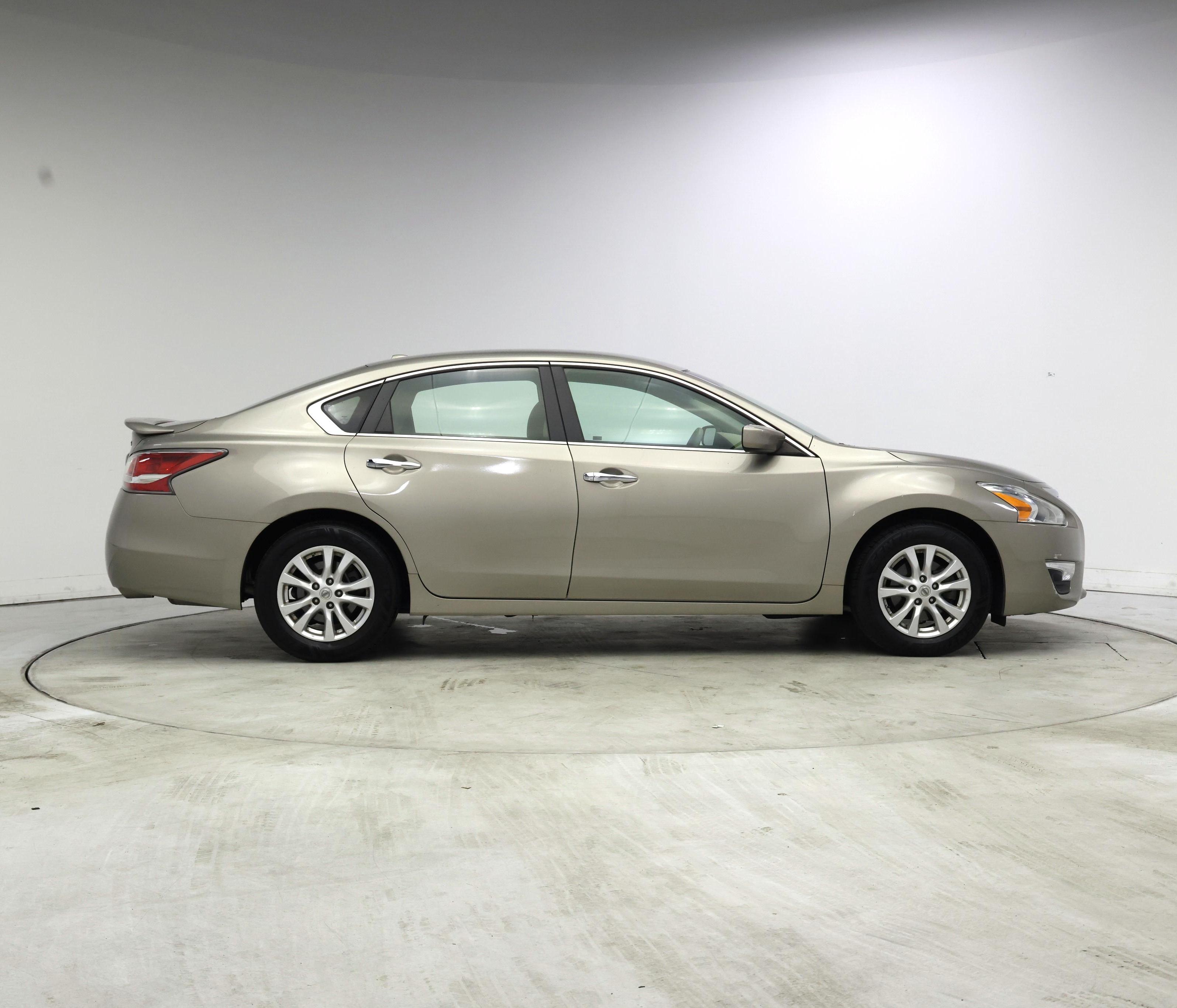 Thumbnail: 2014 Nissan Altima - 7