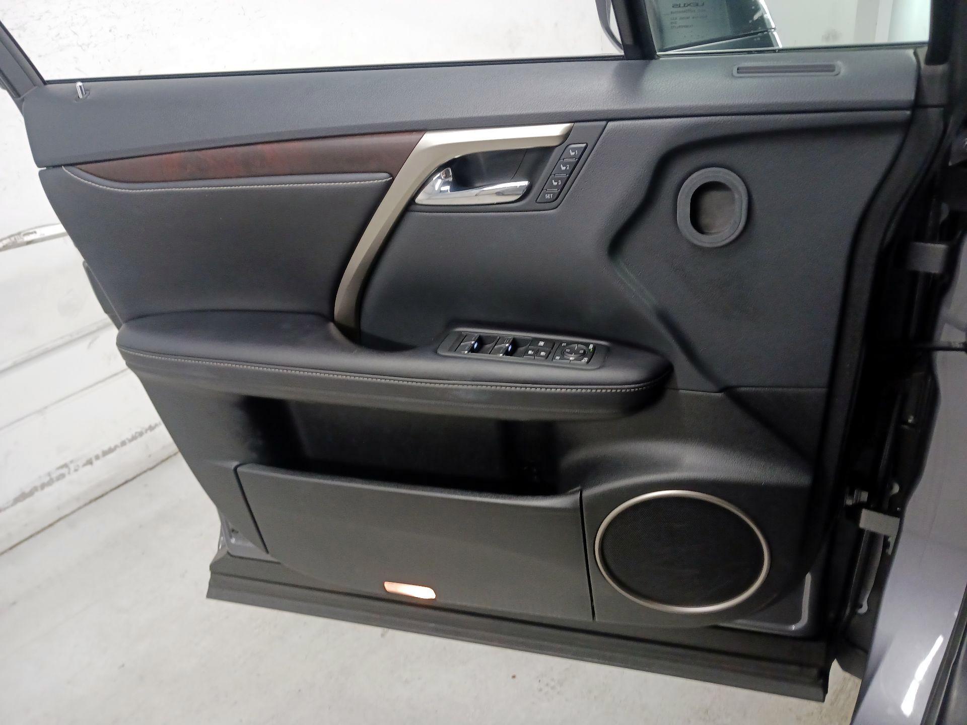 Thumbnail: 2020 Lexus RX - 12