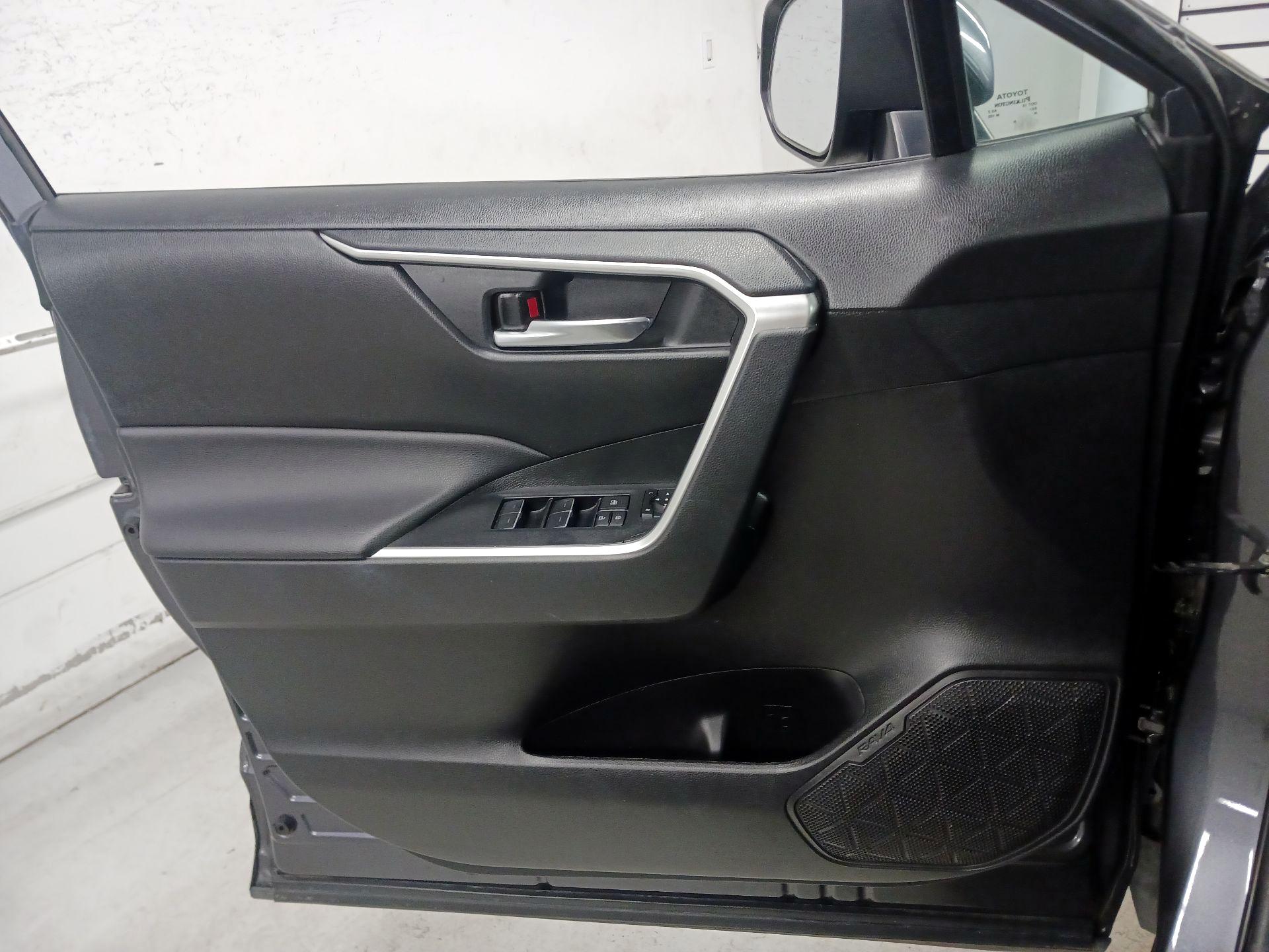 Thumbnail: 2024 Toyota RAV4 - 12