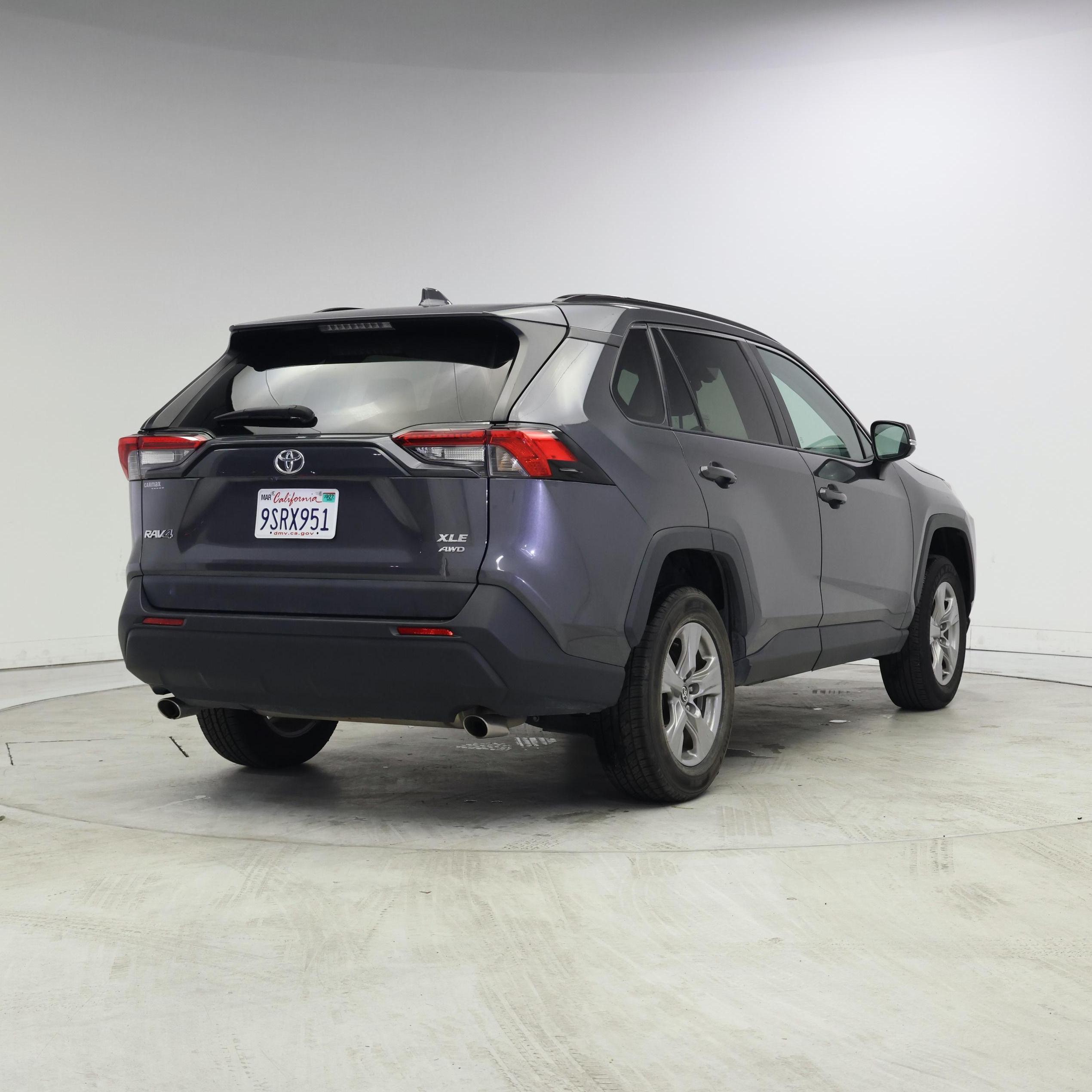 Thumbnail: 2024 Toyota RAV4 - 8
