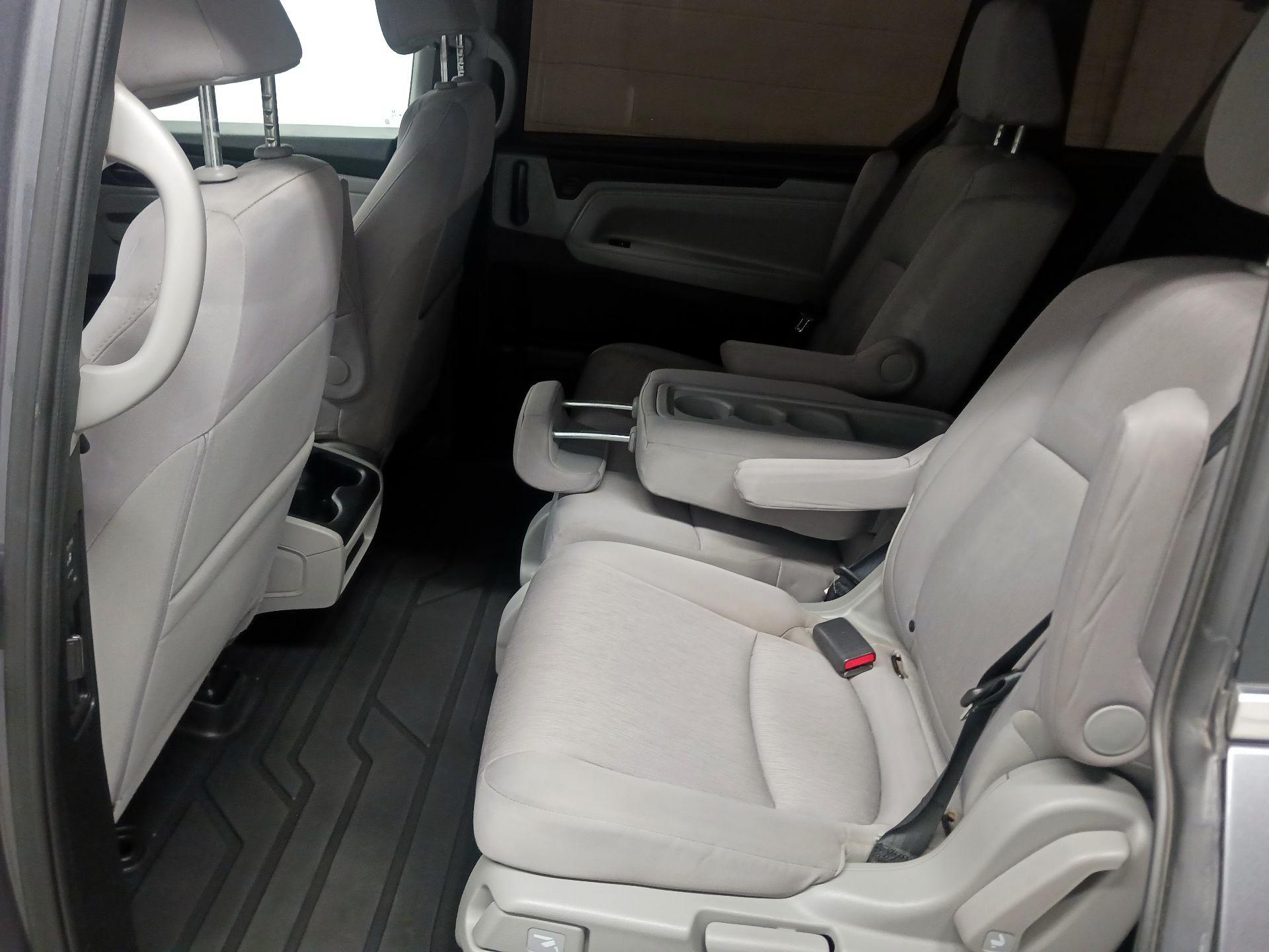 Thumbnail: 2022 Honda Odyssey - 11