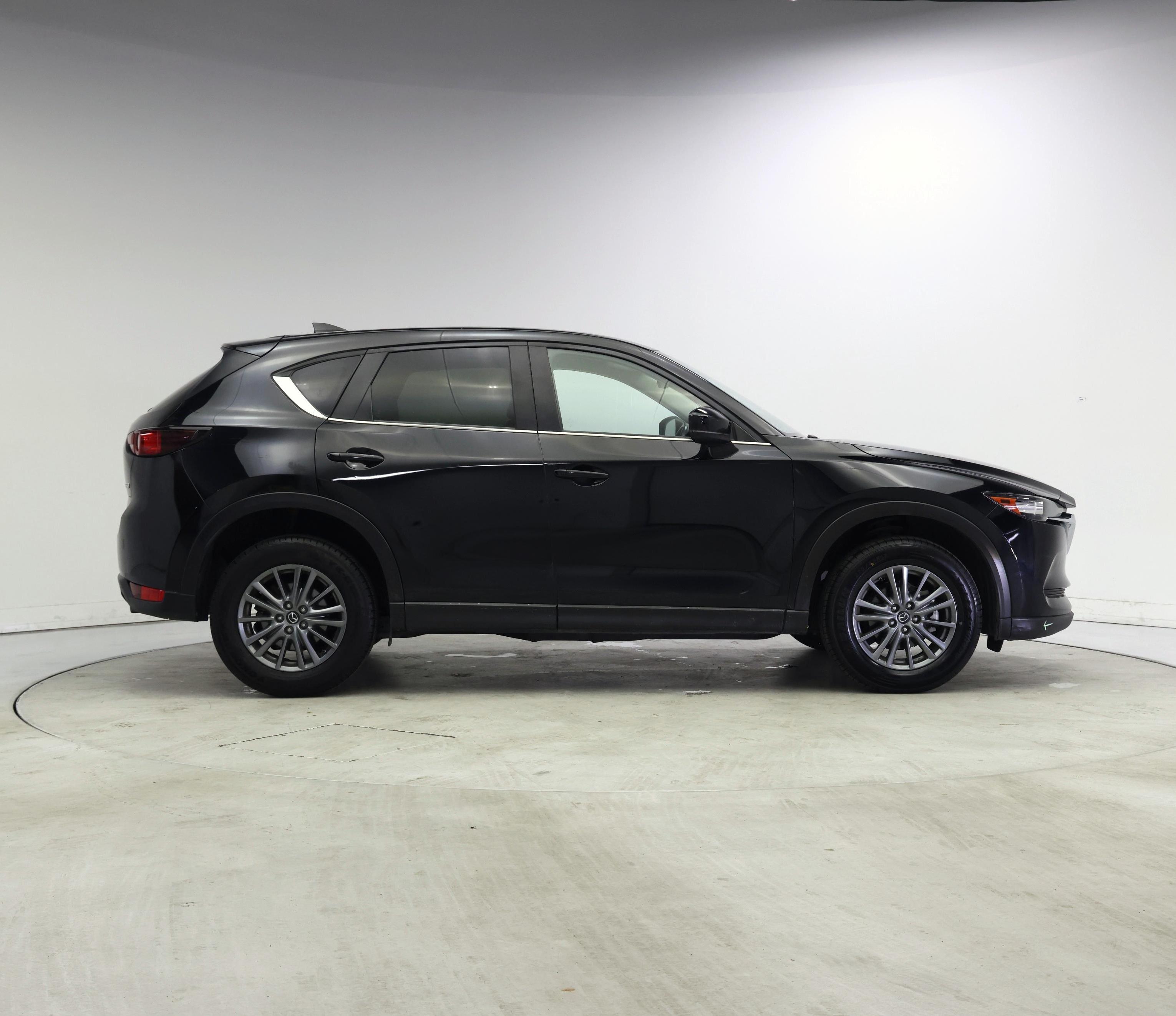 Thumbnail: 2017 Mazda CX-5 - 7